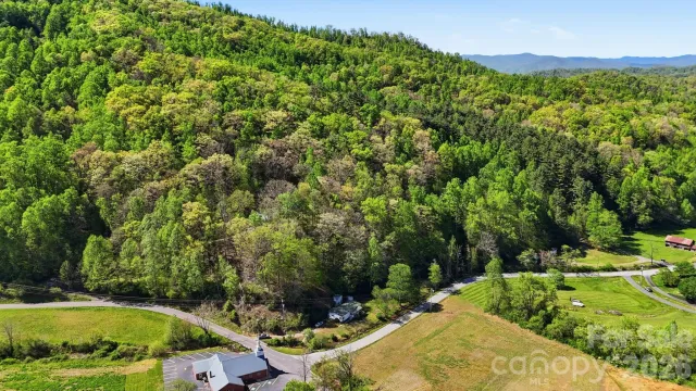 1200 Barkers Creek Road