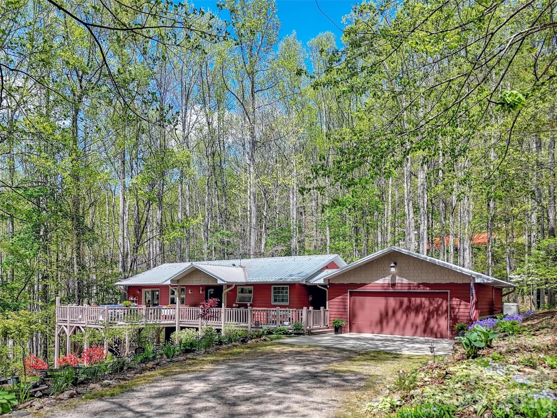 211 Rustic Road