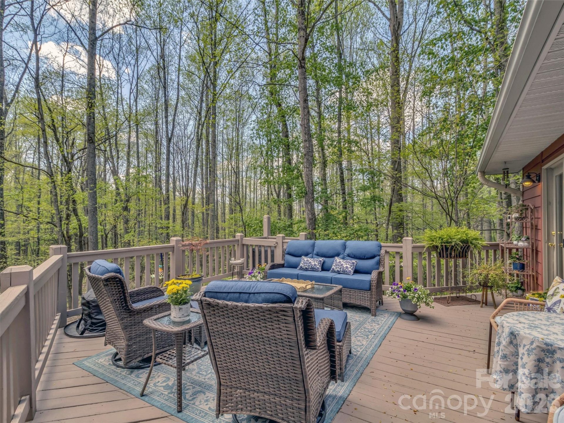 211 Rustic Road - Photo 4