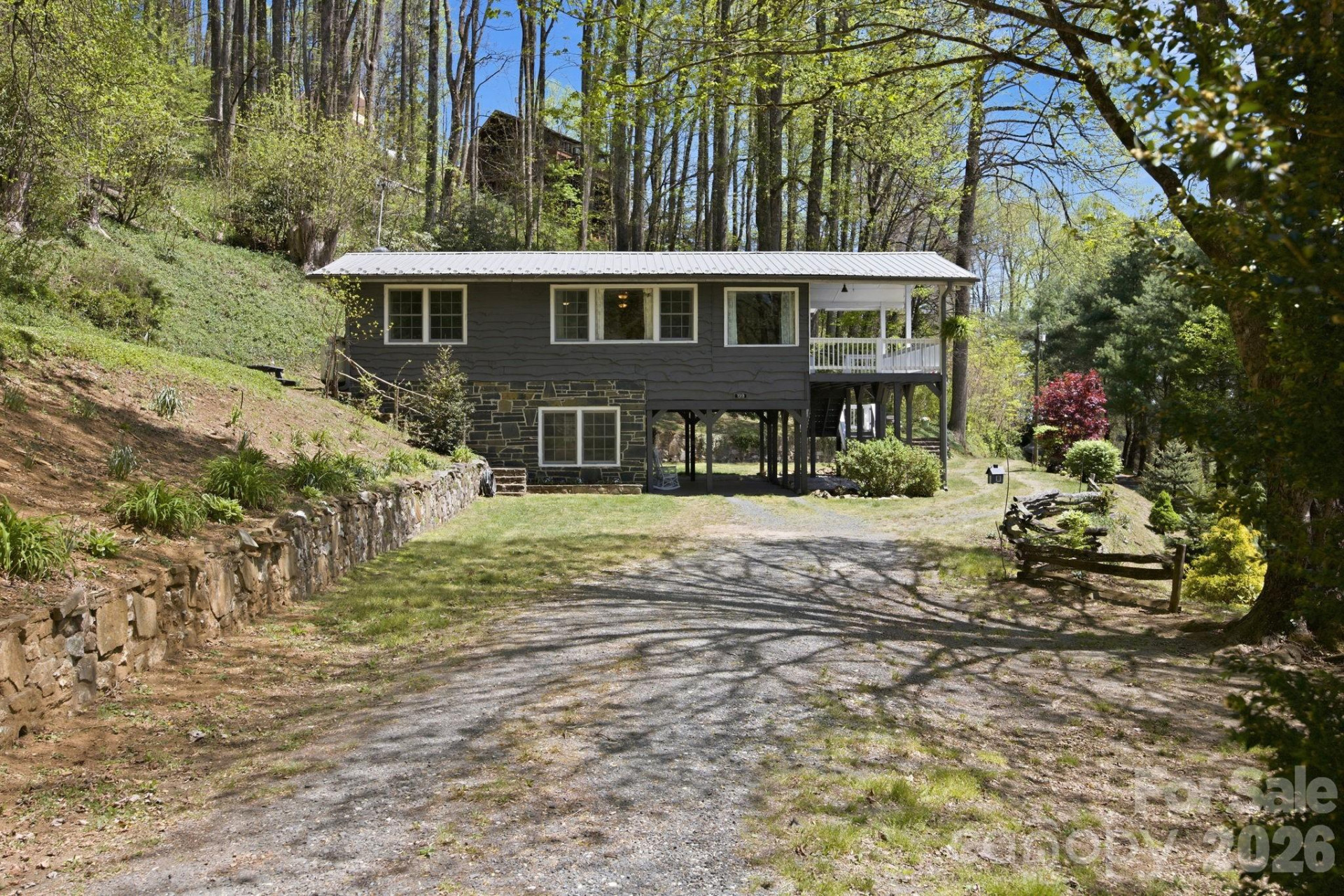 199 Alpine Drive - Photo 4
