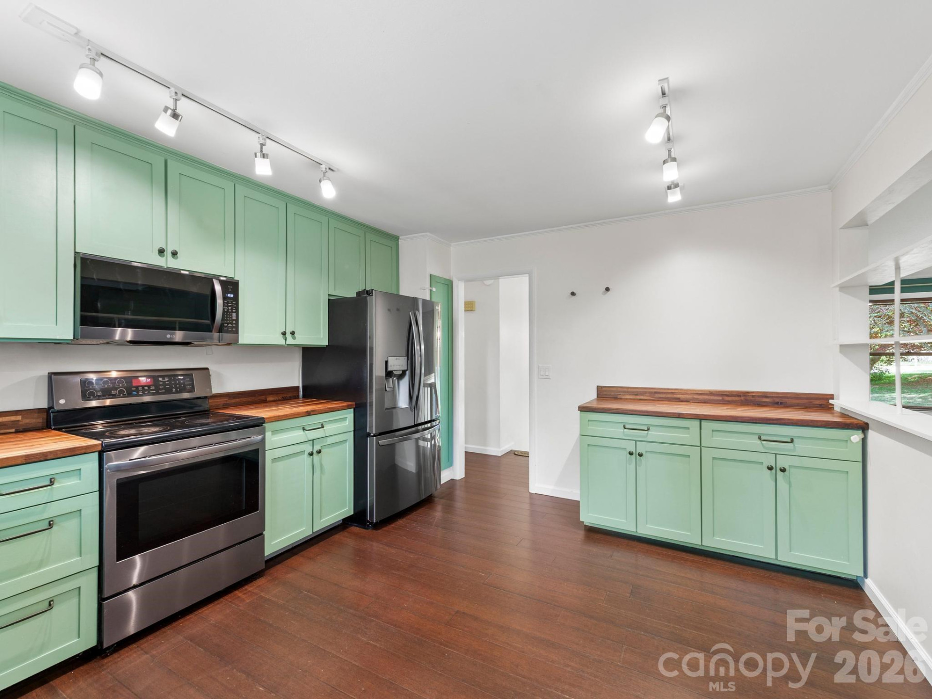 21 Dogwood Grove - Photo 13