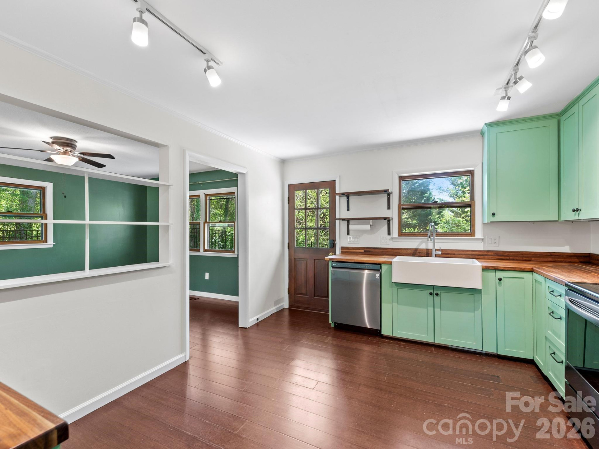 21 Dogwood Grove - Photo 14