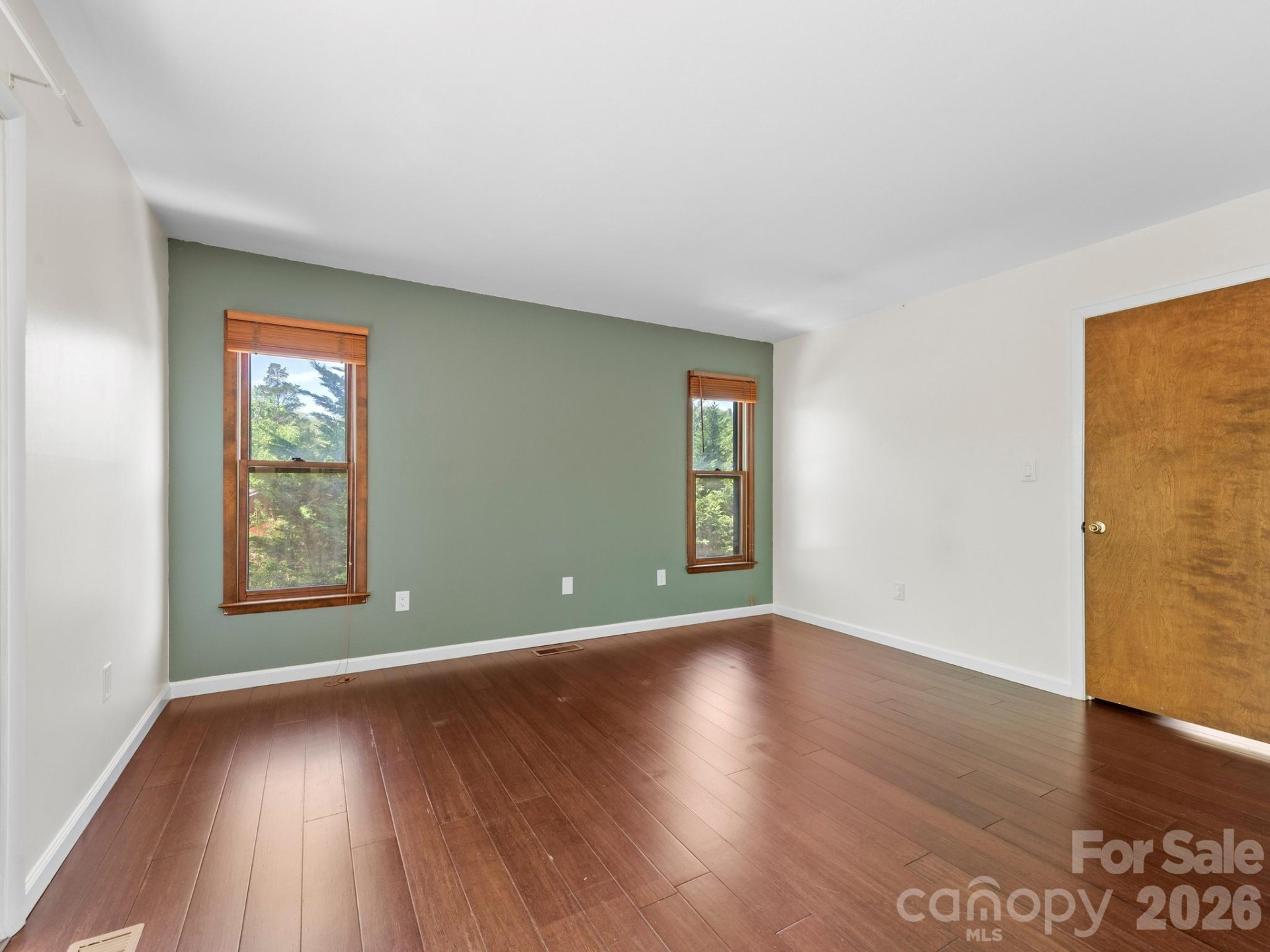 21 Dogwood Grove - Photo 18