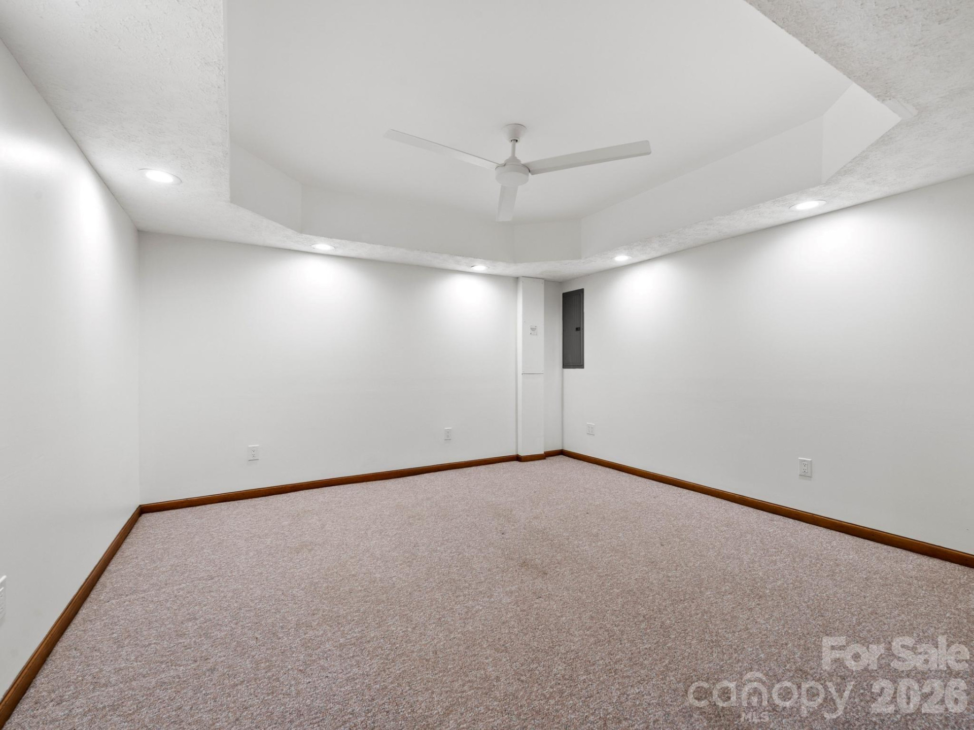 21 Dogwood Grove - Photo 28