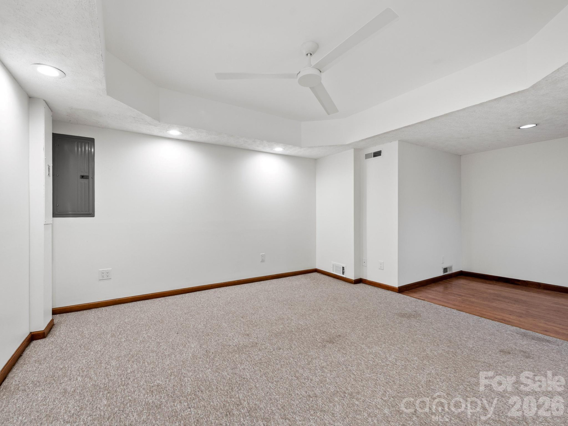 21 Dogwood Grove - Photo 29