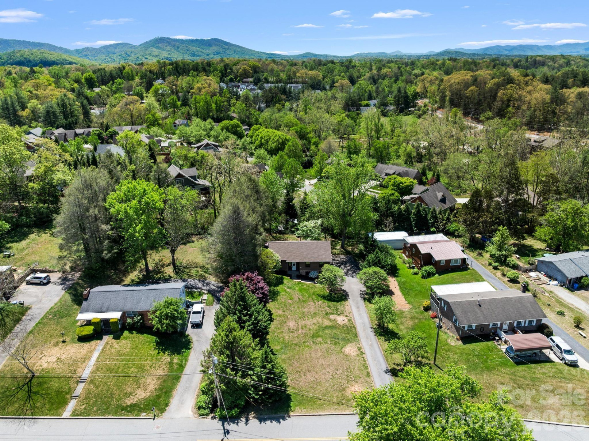 21 Dogwood Grove - Photo 34