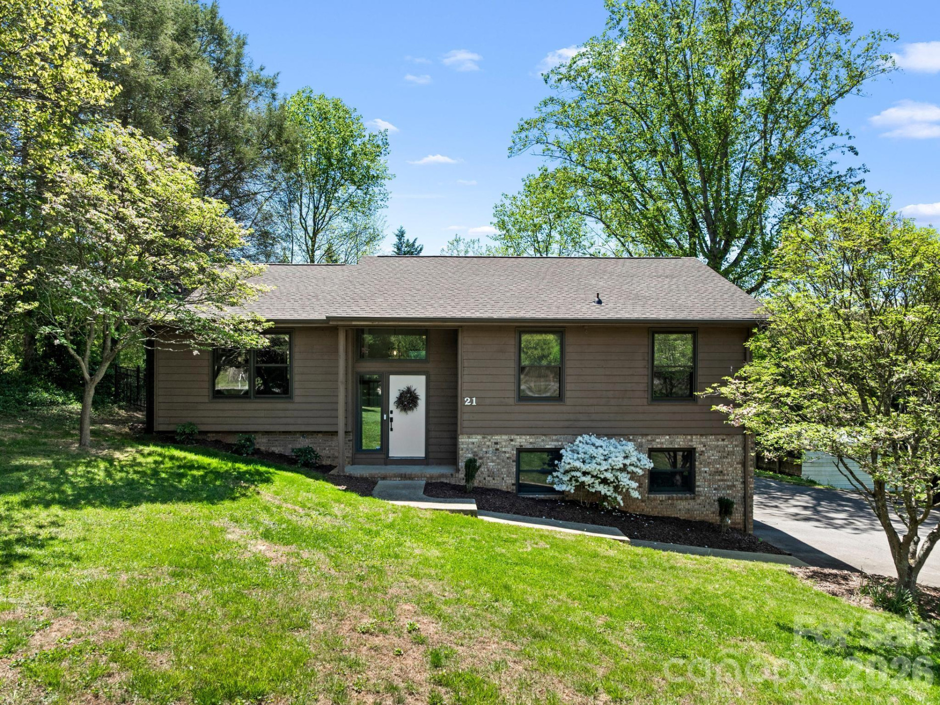 21 Dogwood Grove - Photo 36