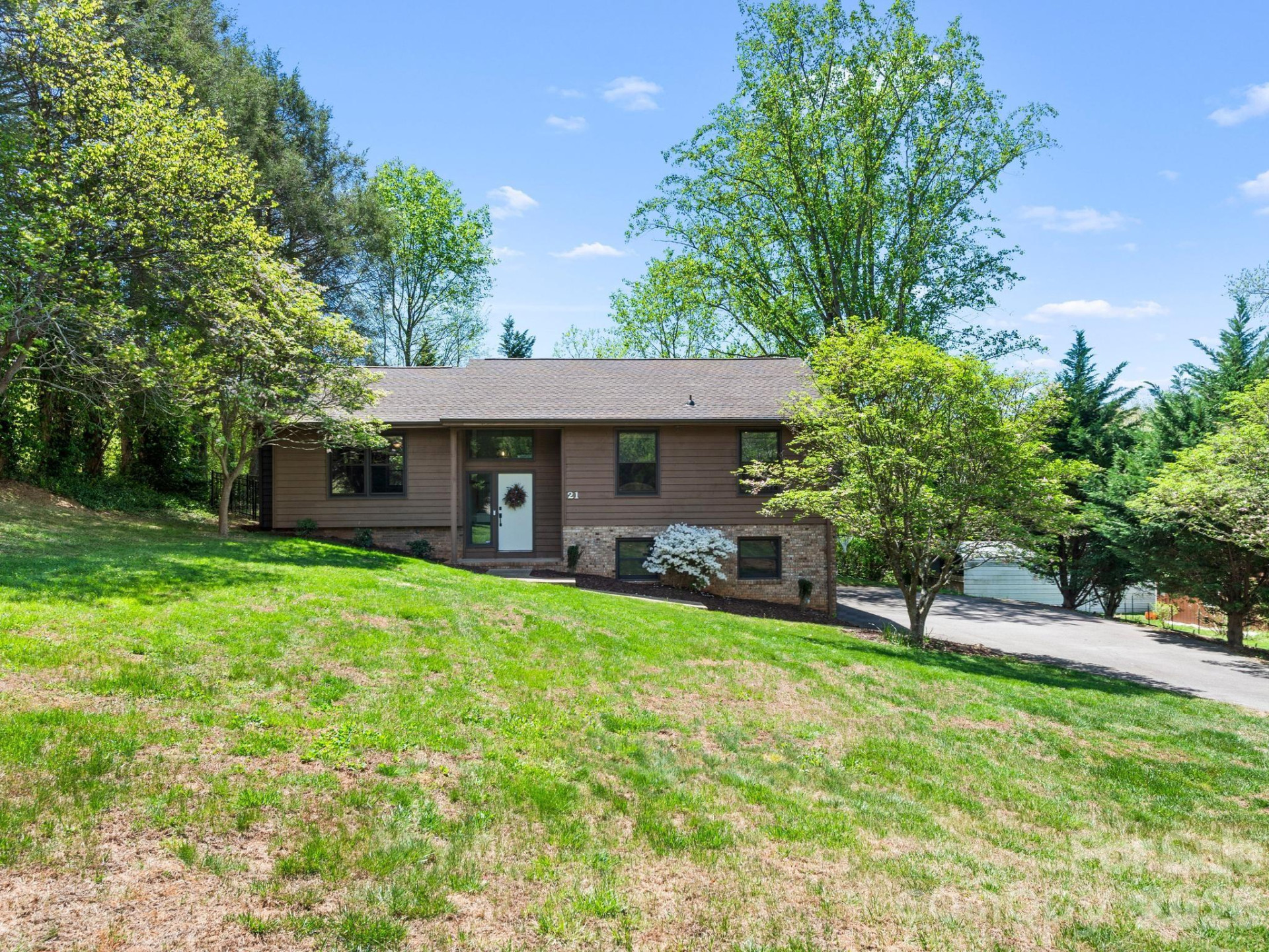 21 Dogwood Grove - Photo 38