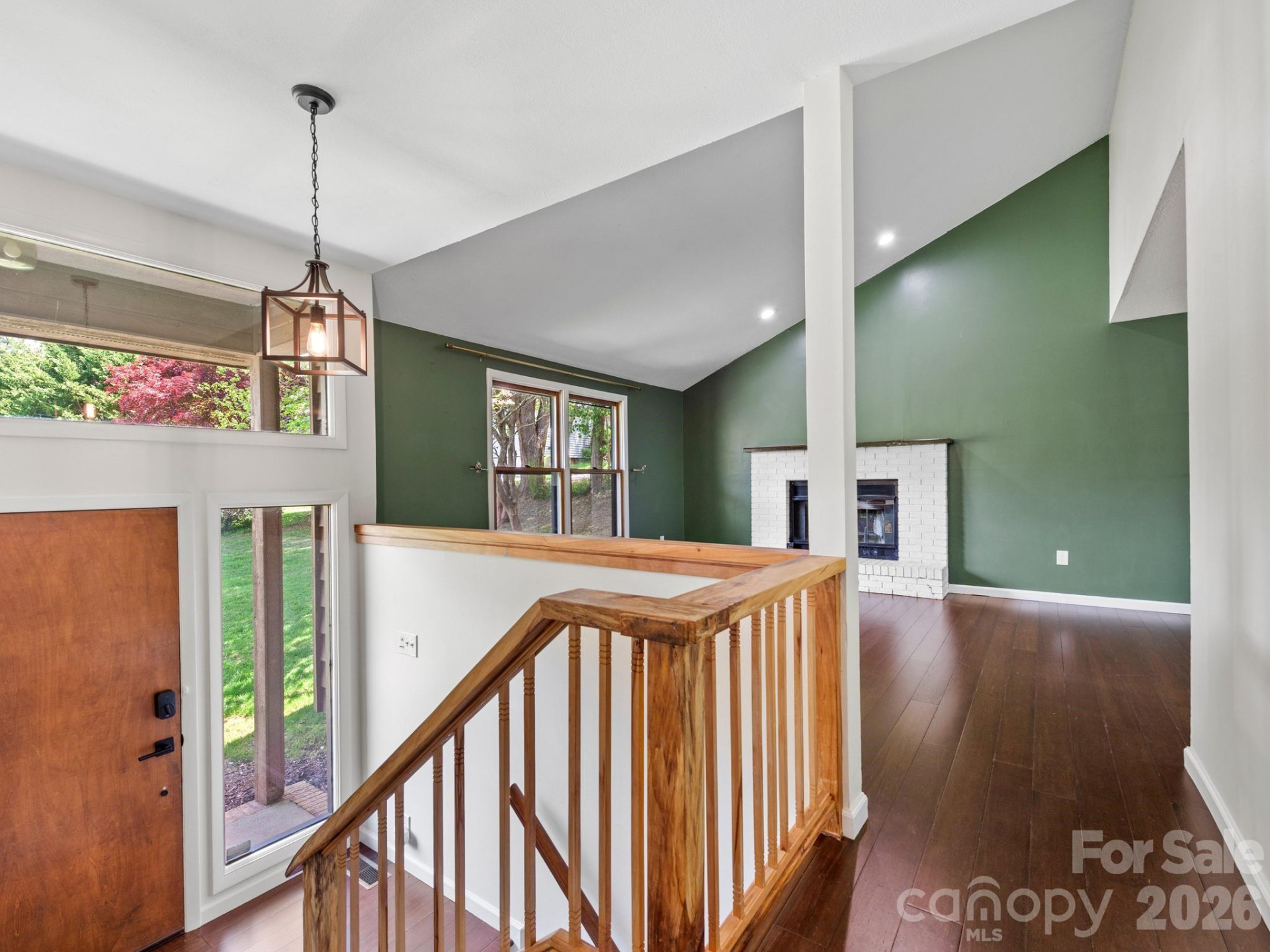 21 Dogwood Grove - Photo 5
