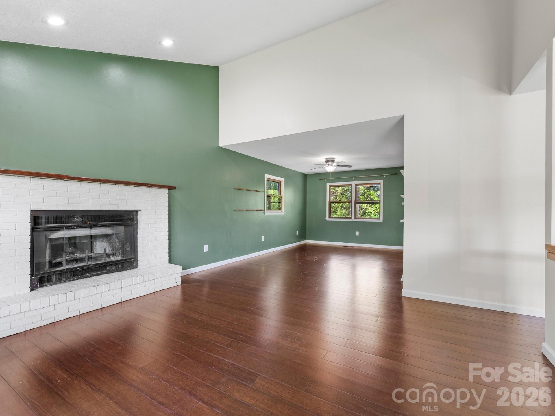 21 Dogwood Grove - Photo 8