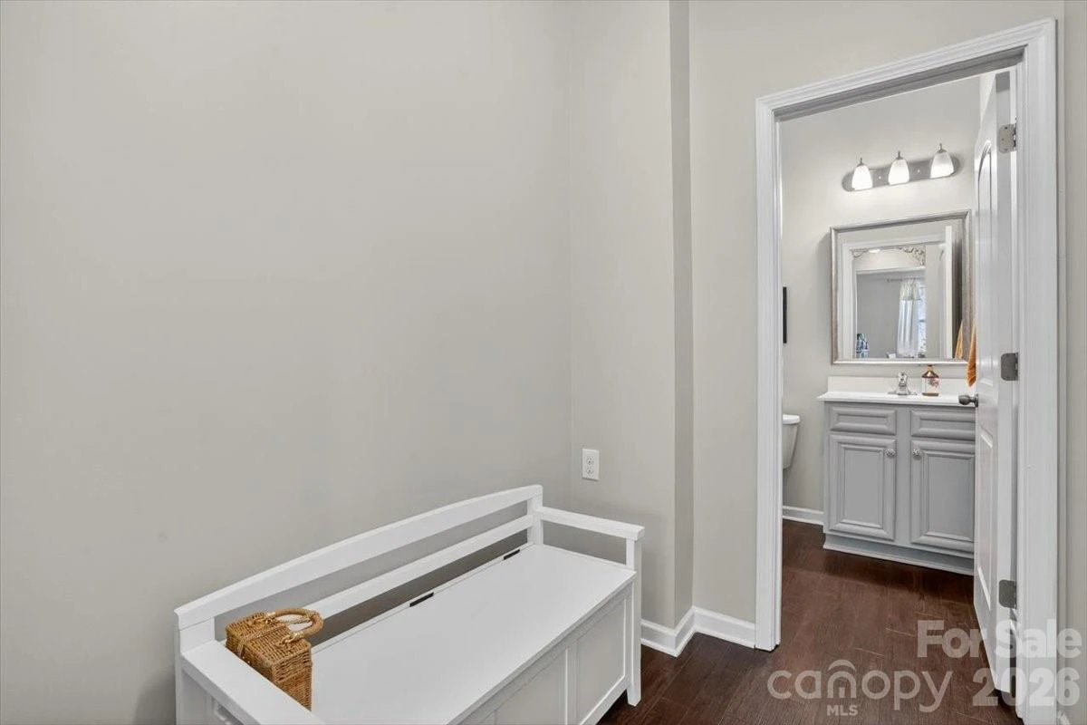 265 Meadow Oaks Drive - Photo 18