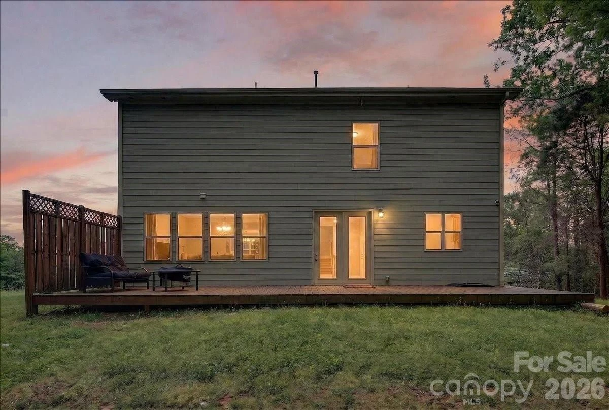 265 Meadow Oaks Drive - Photo 3