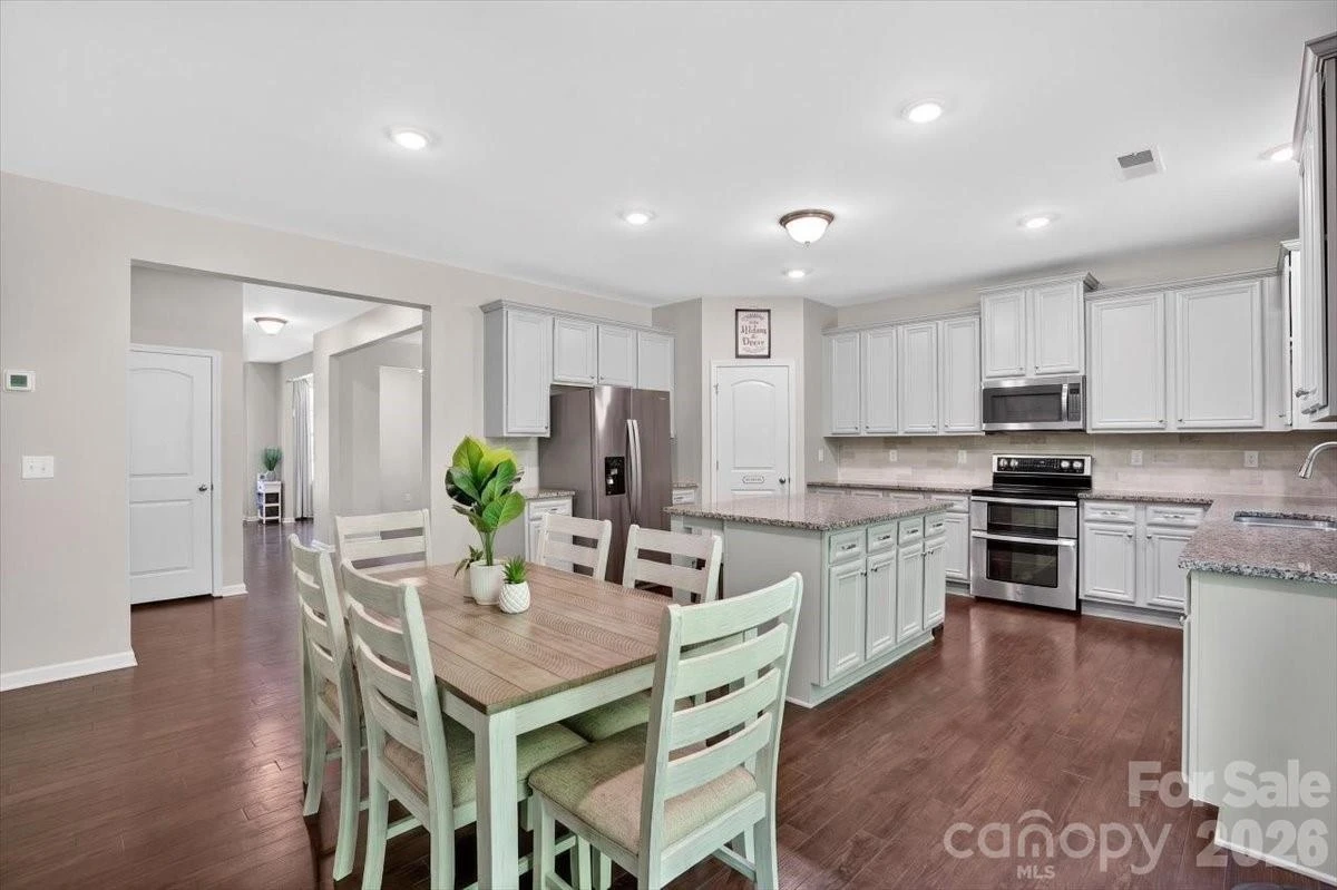 265 Meadow Oaks Drive - Photo 21
