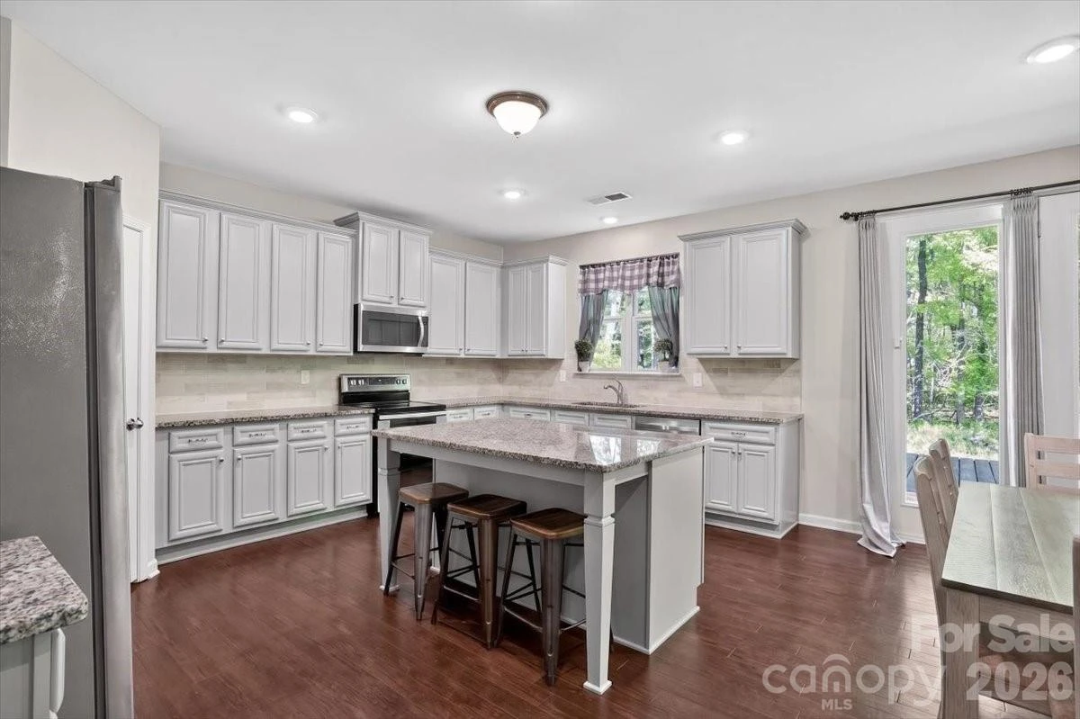 265 Meadow Oaks Drive - Photo 22