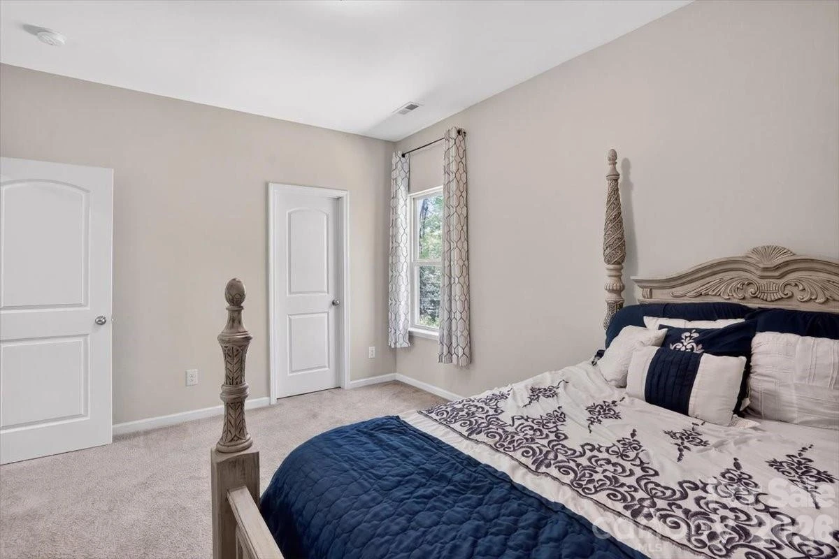 265 Meadow Oaks Drive - Photo 37