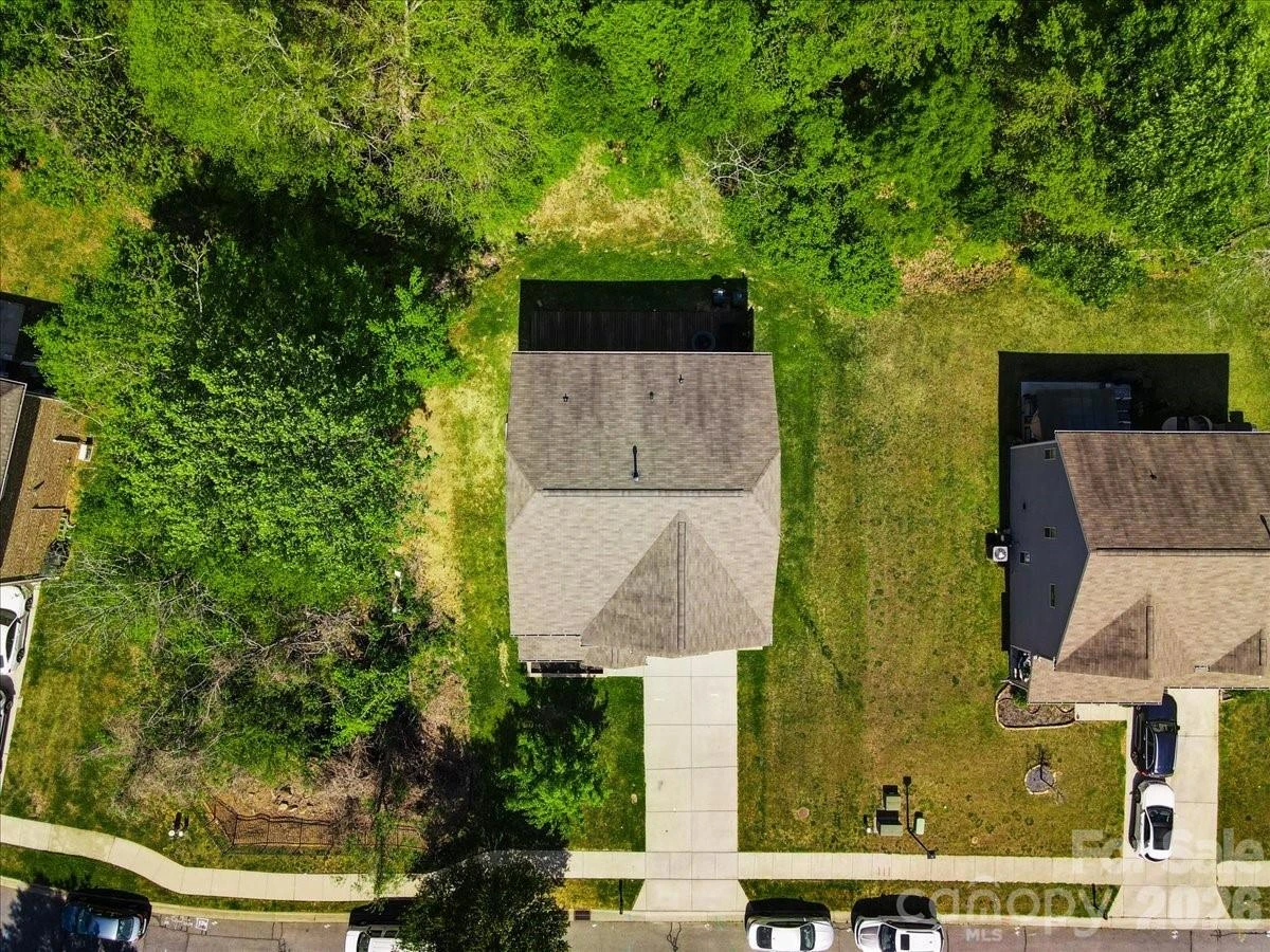 265 Meadow Oaks Drive - Photo 5