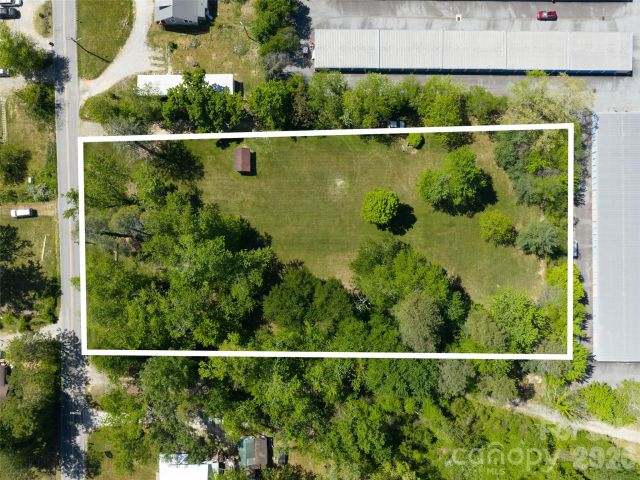 122 Glover Street, Hendersonville, NC, 28792