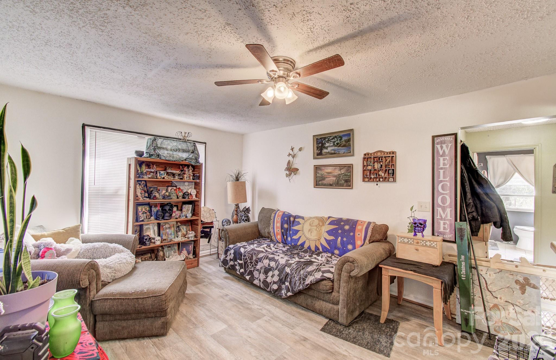 6 Lands End Drive - Photo 9