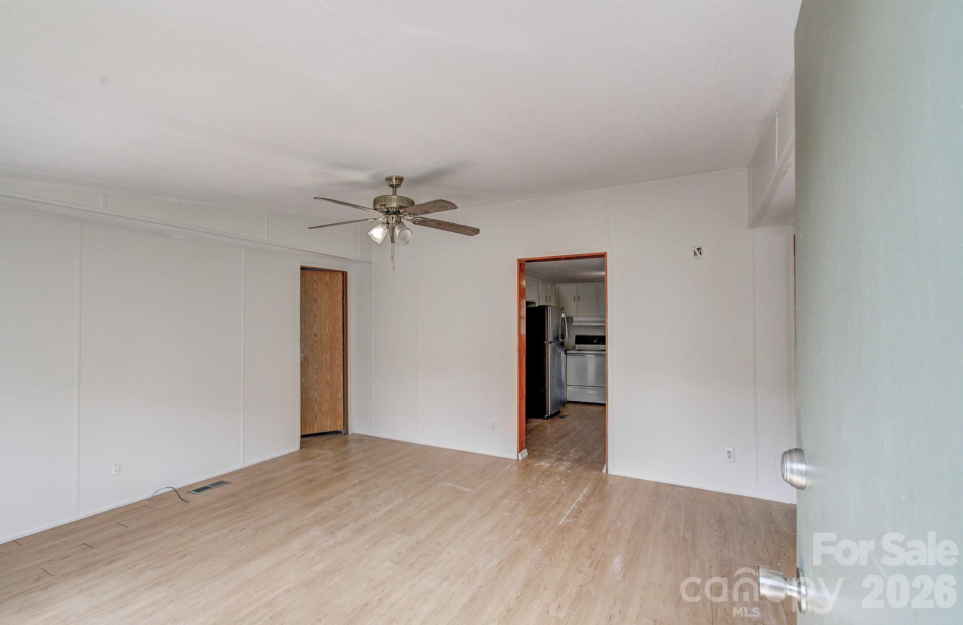 10 Lands End Drive - Photo 4