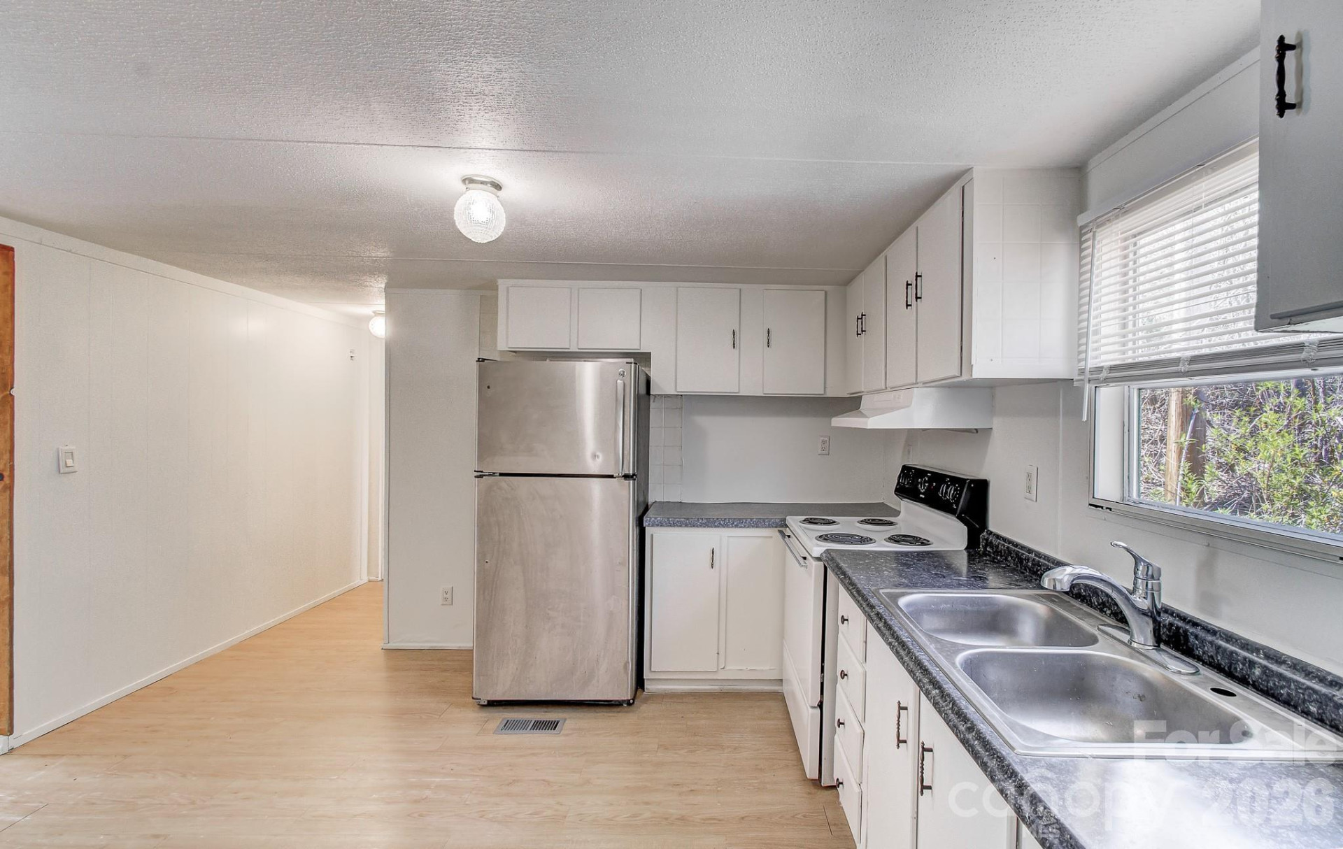 10 Lands End Drive - Photo 6