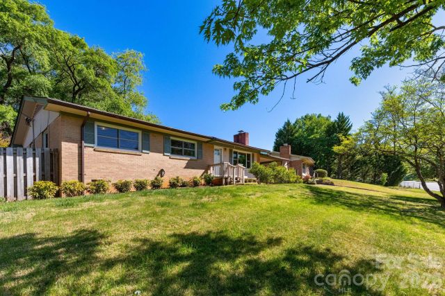 40 Wagon Road, Asheville, NC, 28805