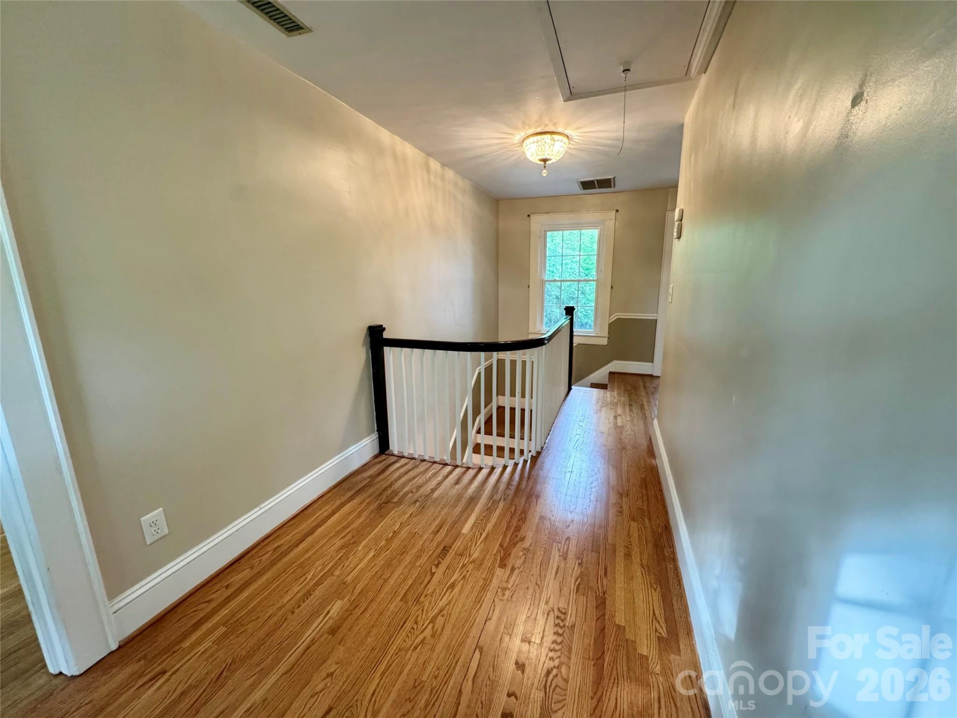 70 Washington Lane - Photo 19