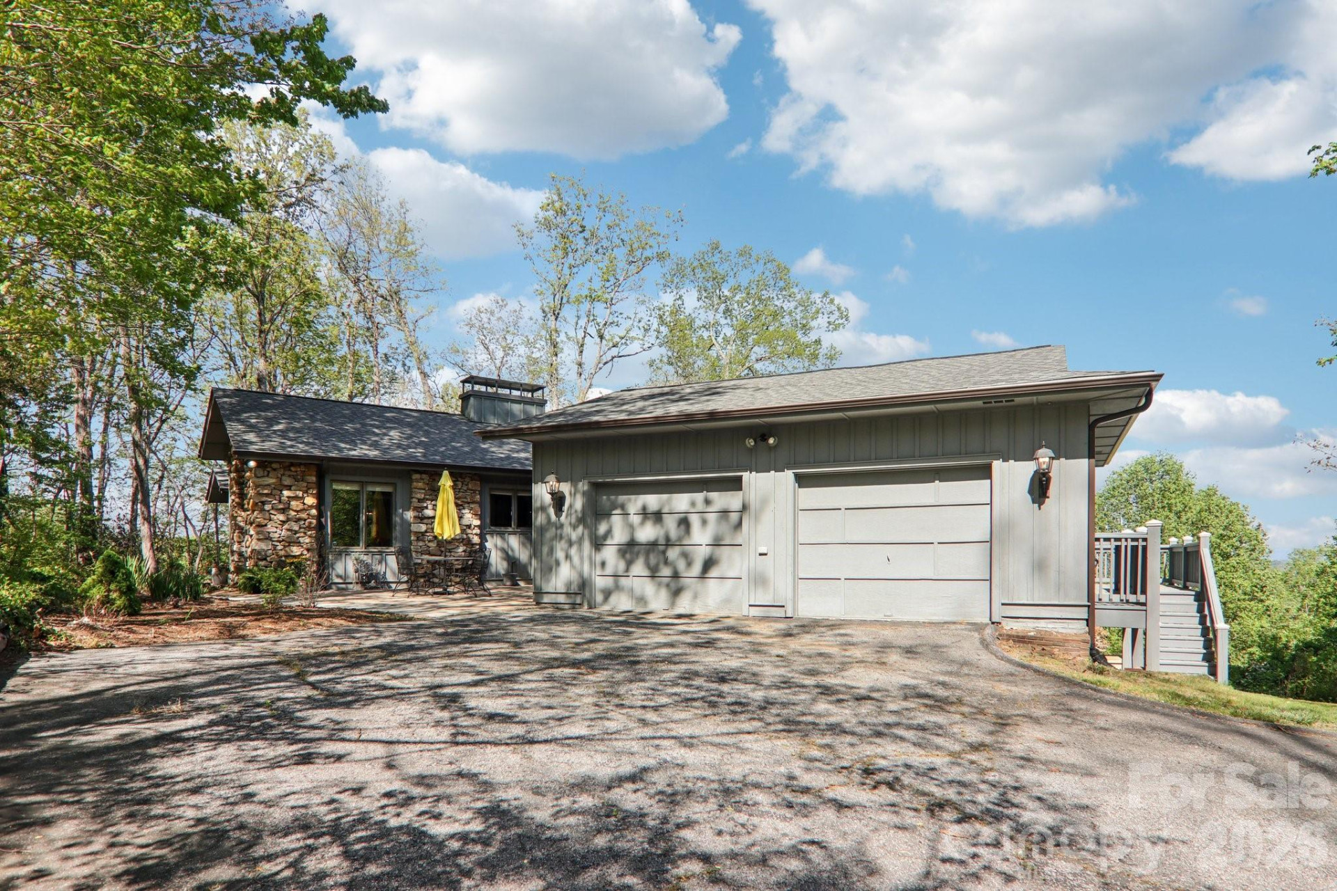 817 Greenwood Drive - Photo 4