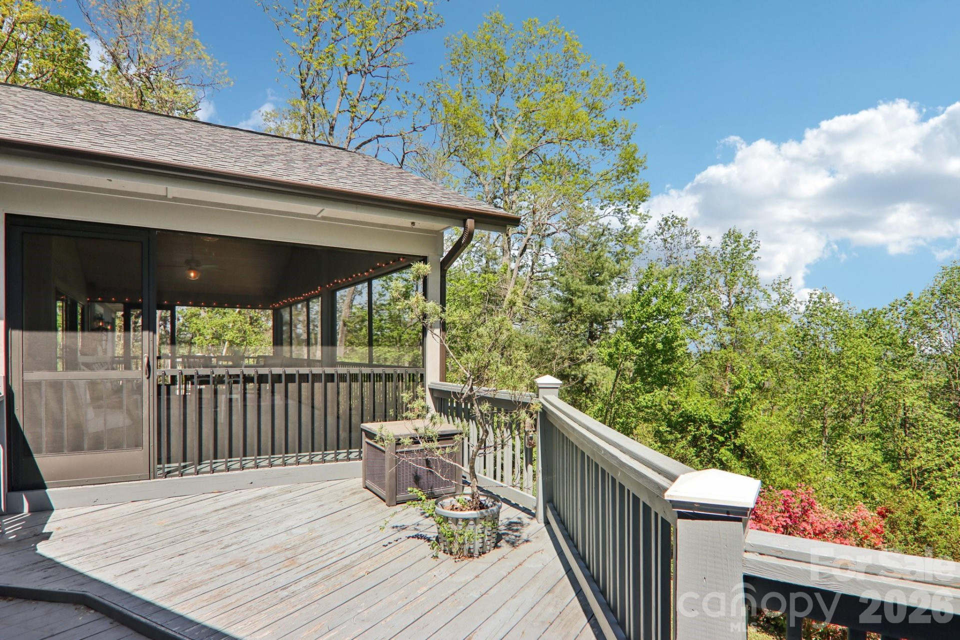 817 Greenwood Drive - Photo 32