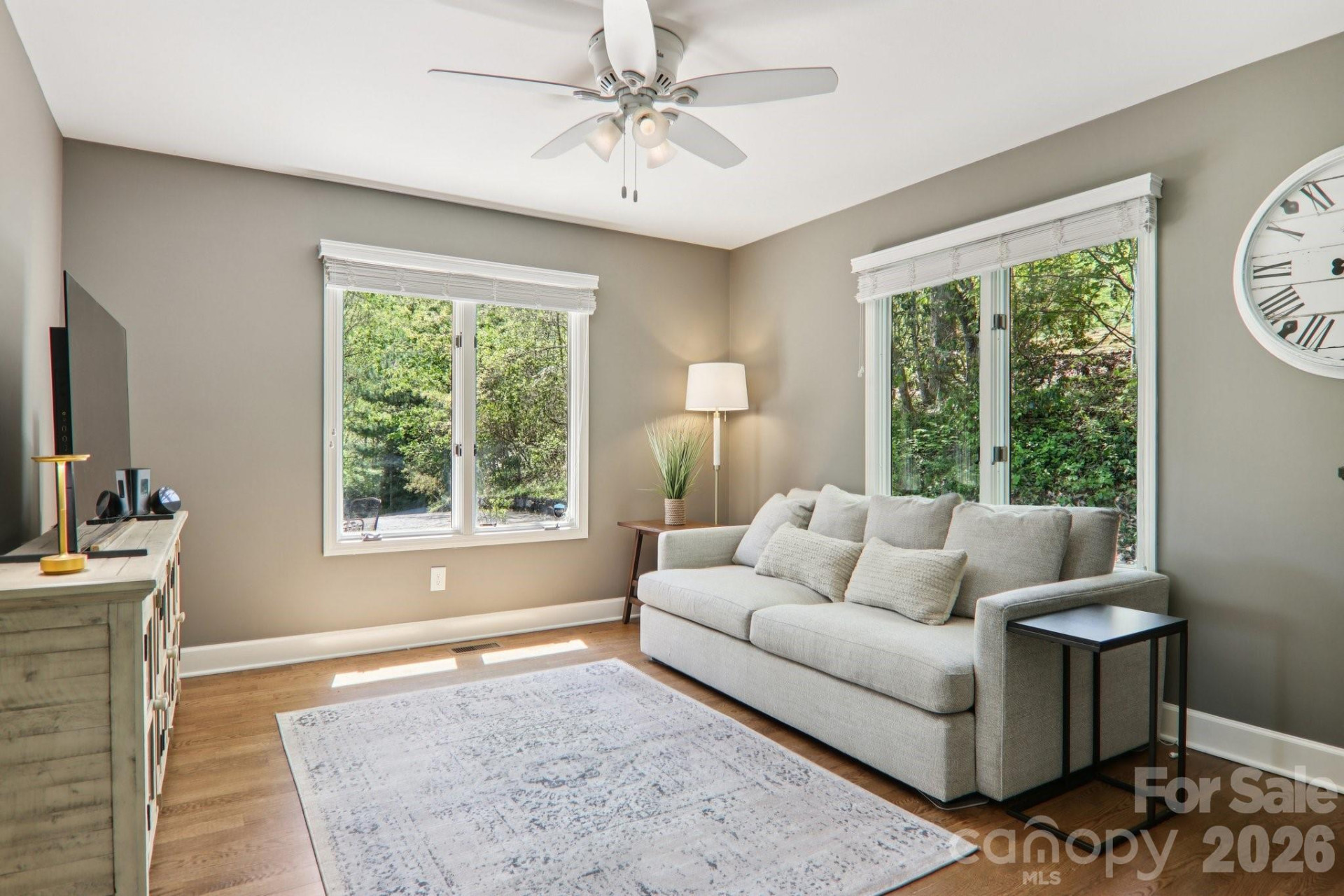 817 Greenwood Drive - Photo 9