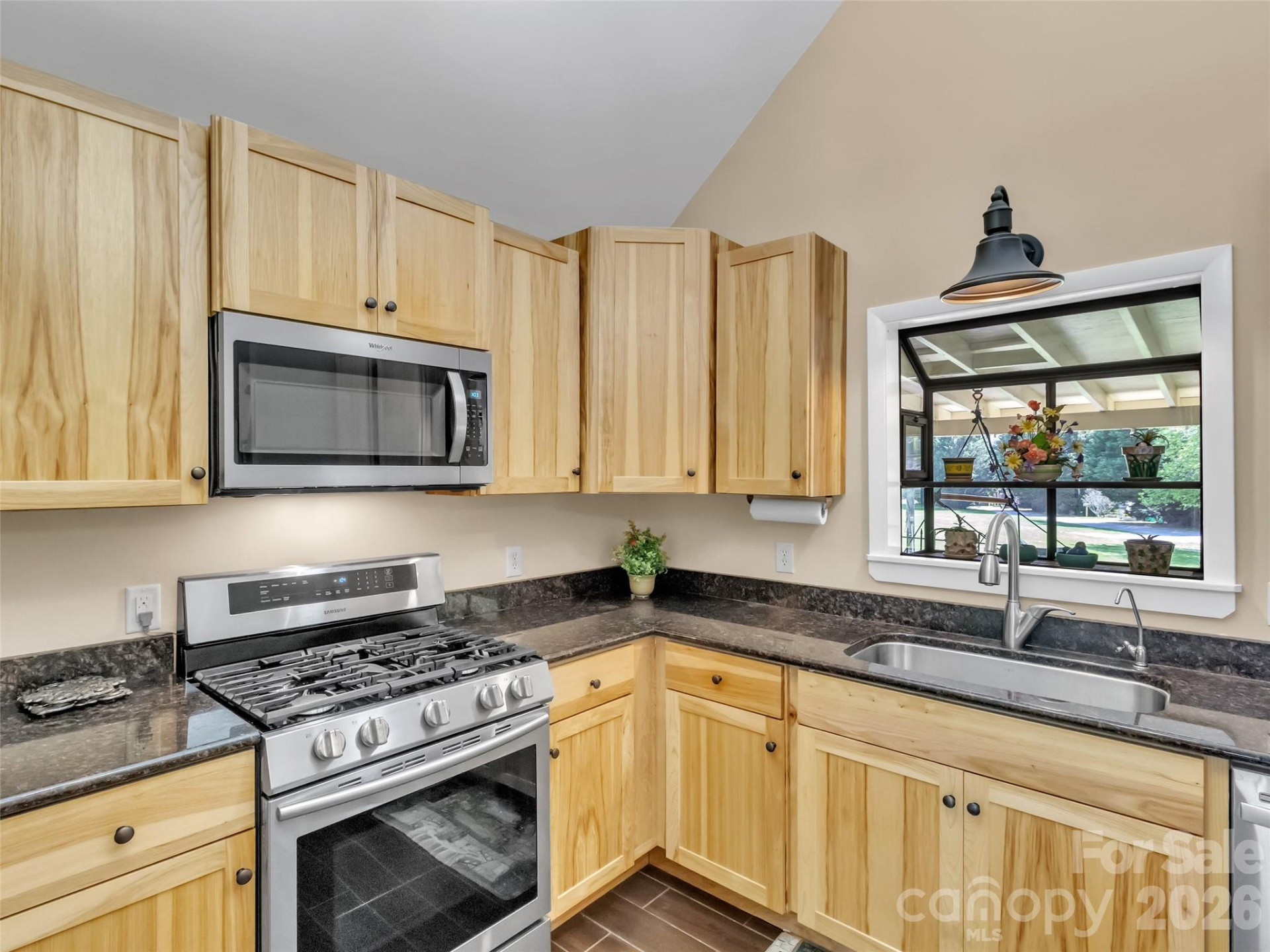 96 Garden Court - Photo 13