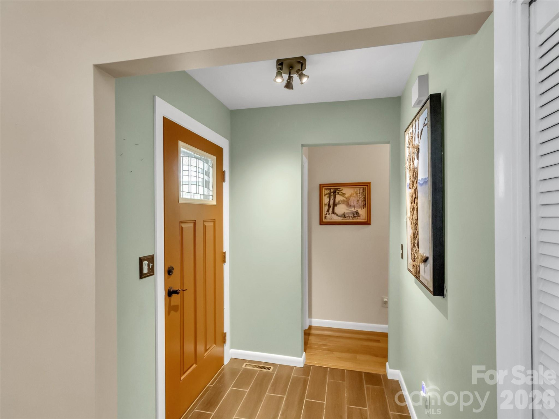 96 Garden Court - Photo 14