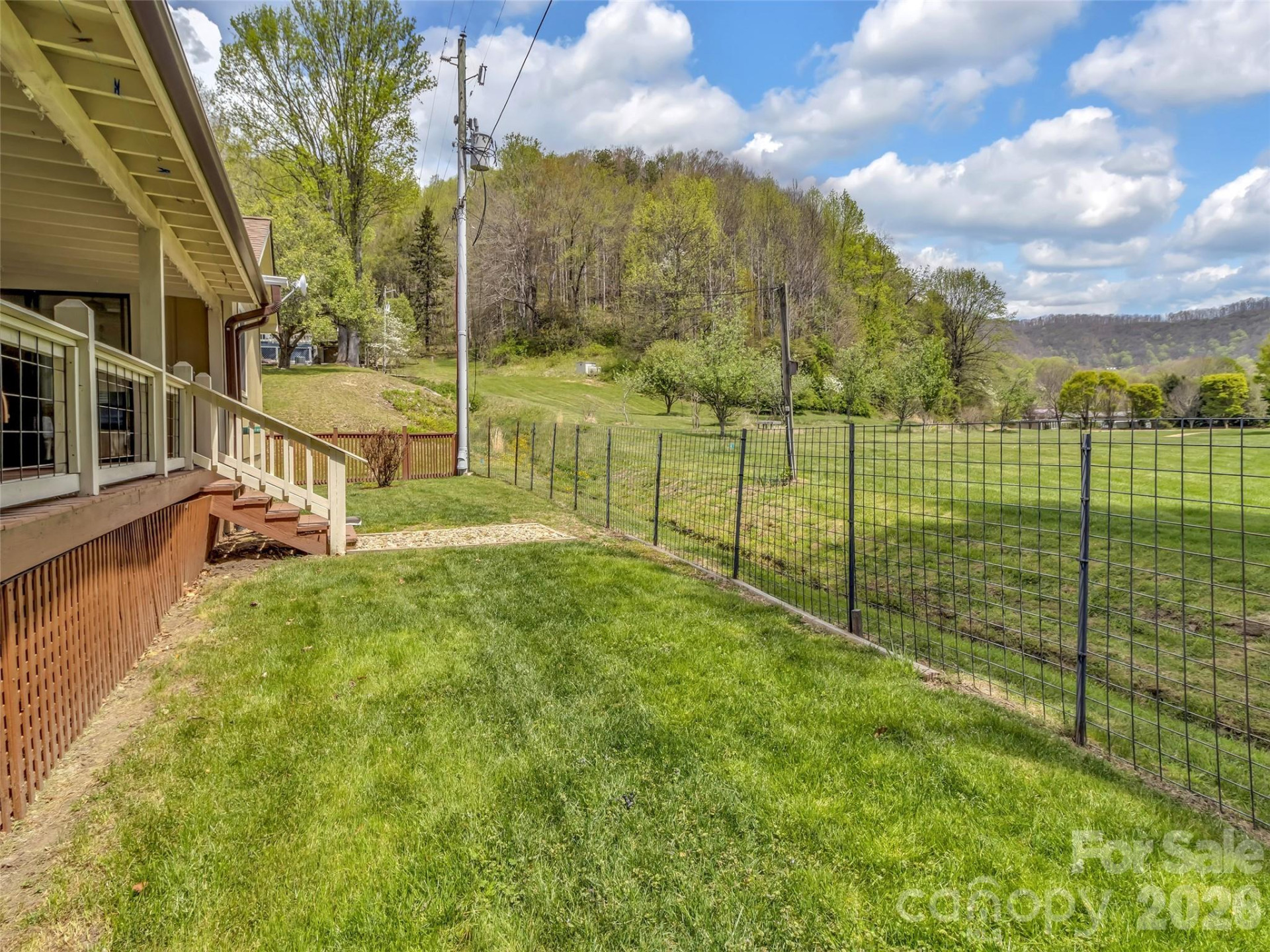 96 Garden Court - Photo 30