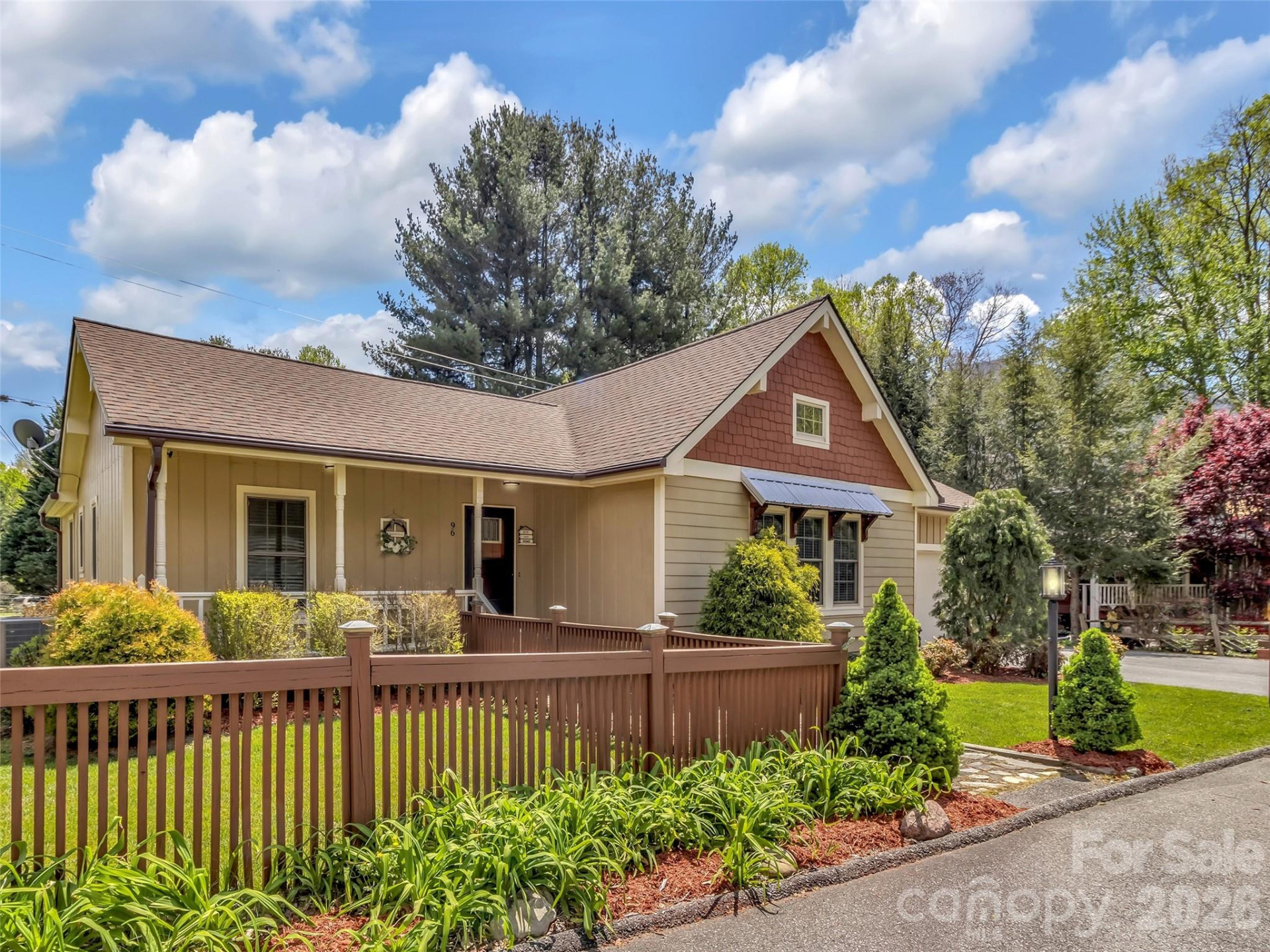 96 Garden Court - Photo 36