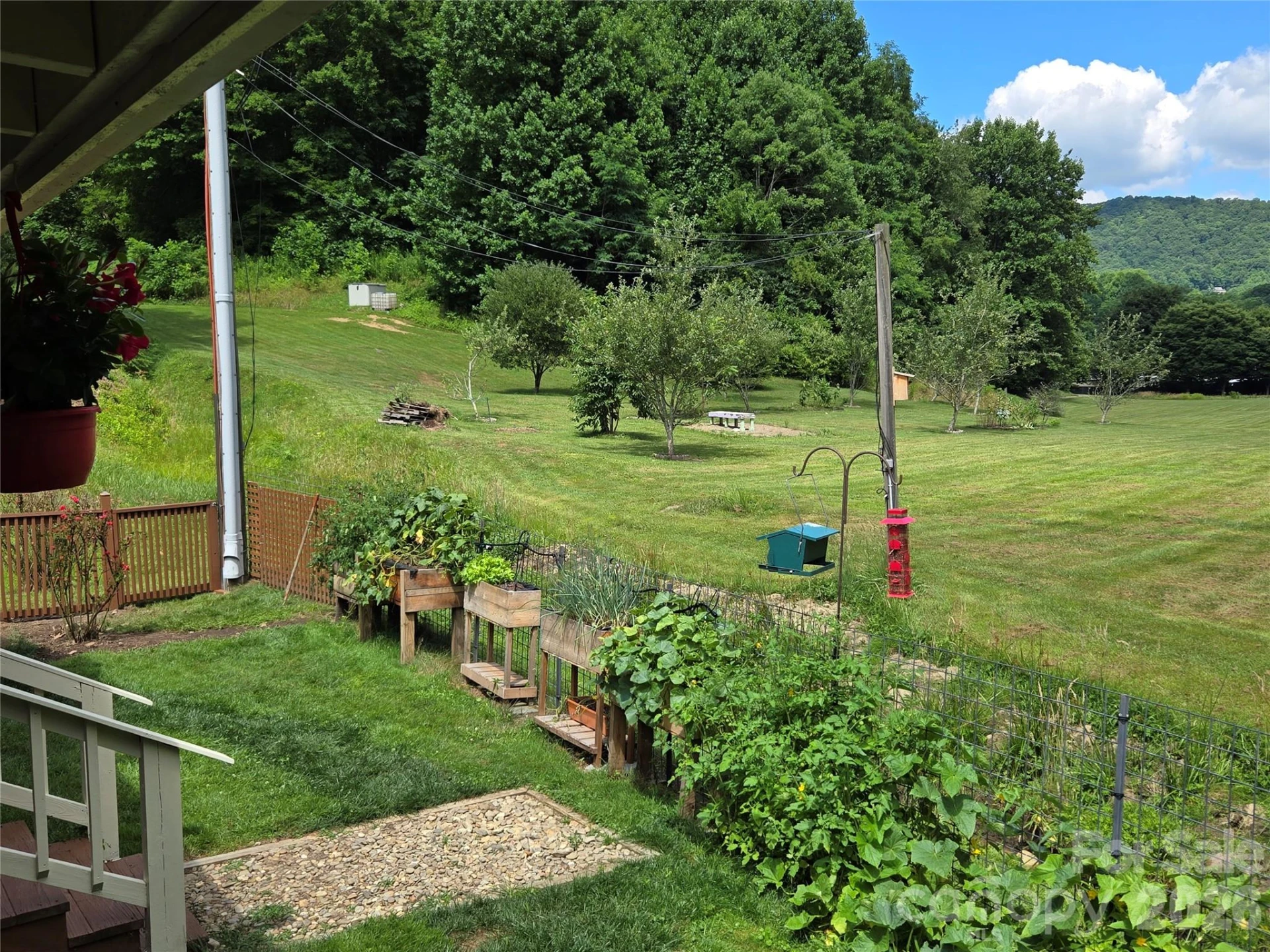96 Garden Court - Photo 37