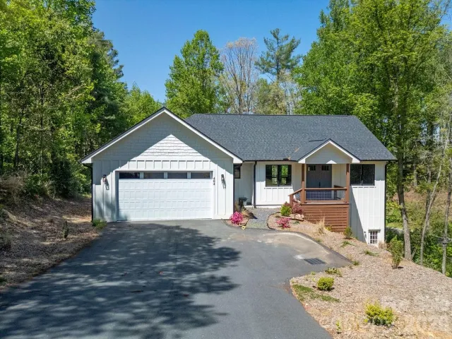 404 High Ridge Drive, Mills River, NC, 28759
