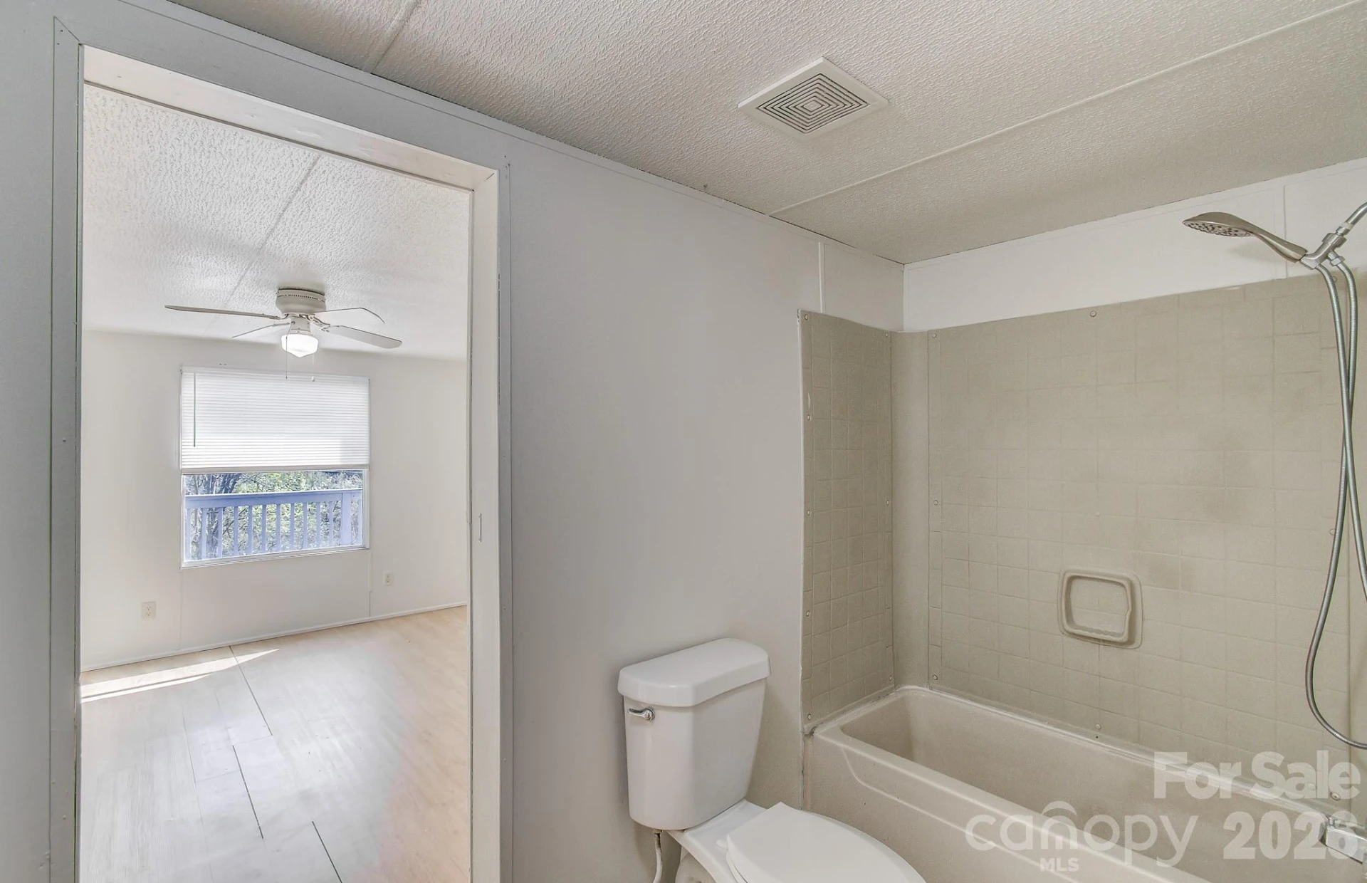 6 & 10 Lands End Drive - Photo 13