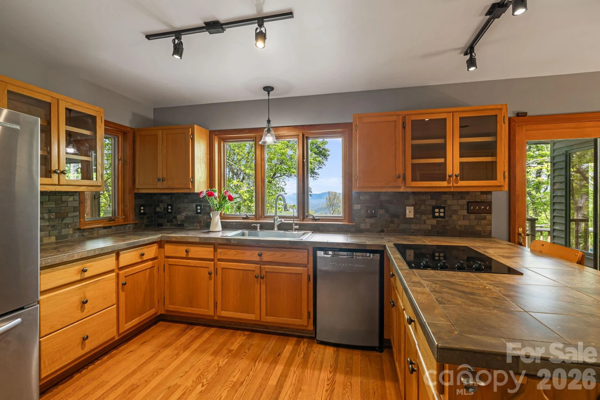 24 Smokey Road - Photo 18