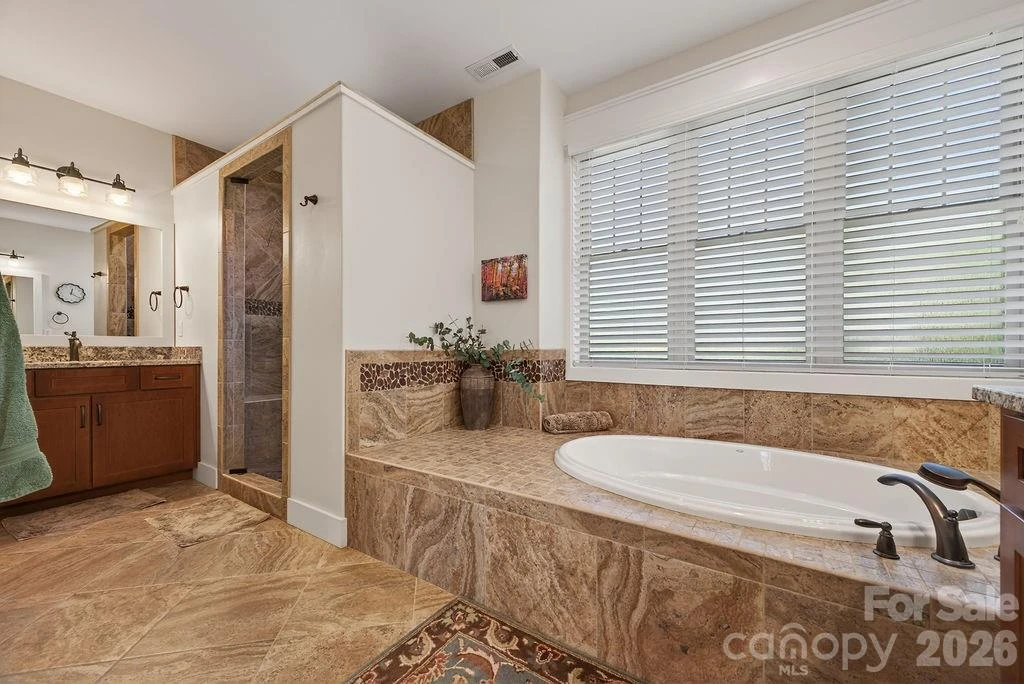 67 Little Sunset Court - Photo 17