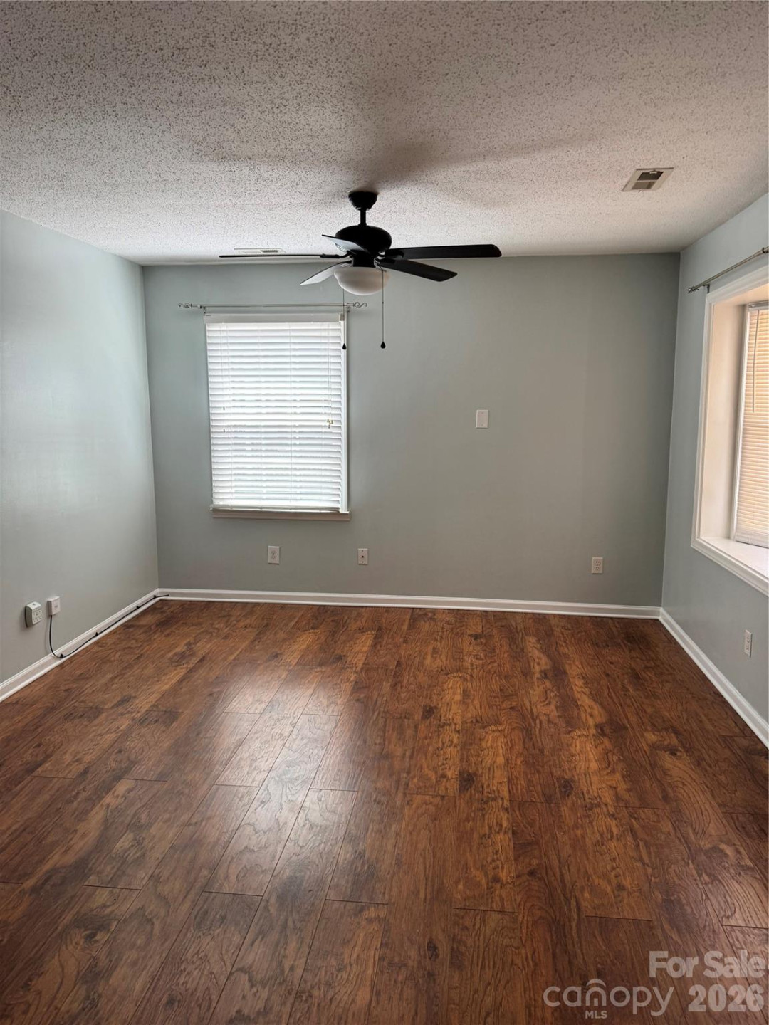 203 Laurel Street - Photo 14