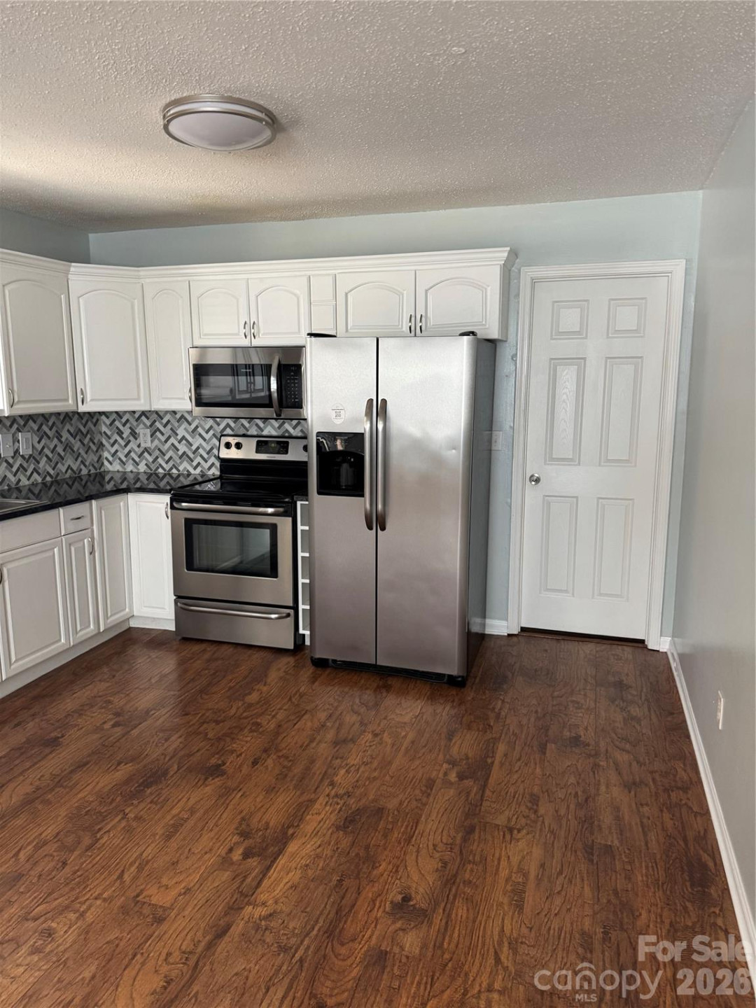 203 Laurel Street - Photo 17