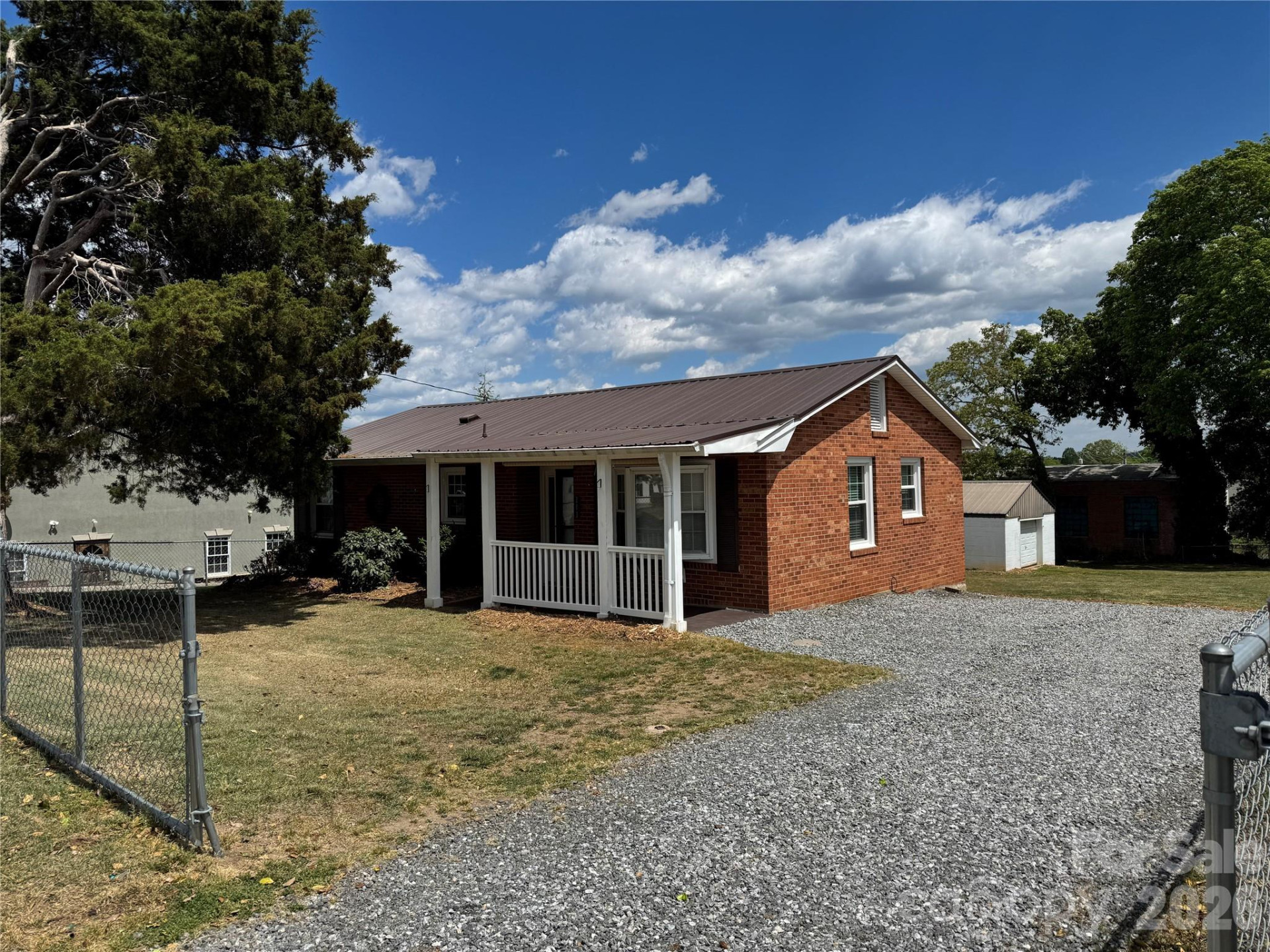 203 Laurel Street - Photo 6