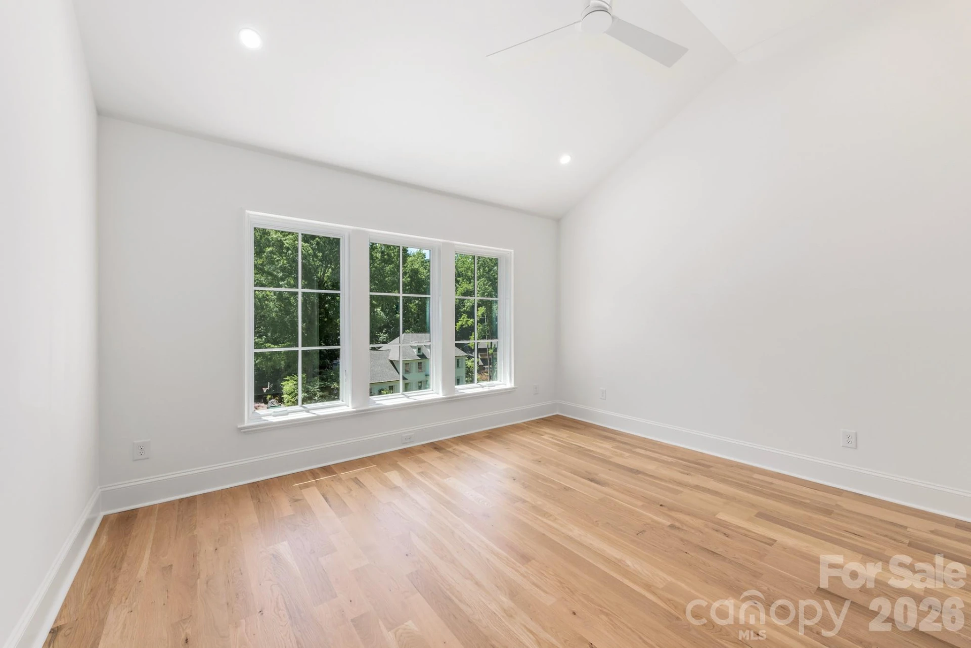227 Hargett Court - Photo 36