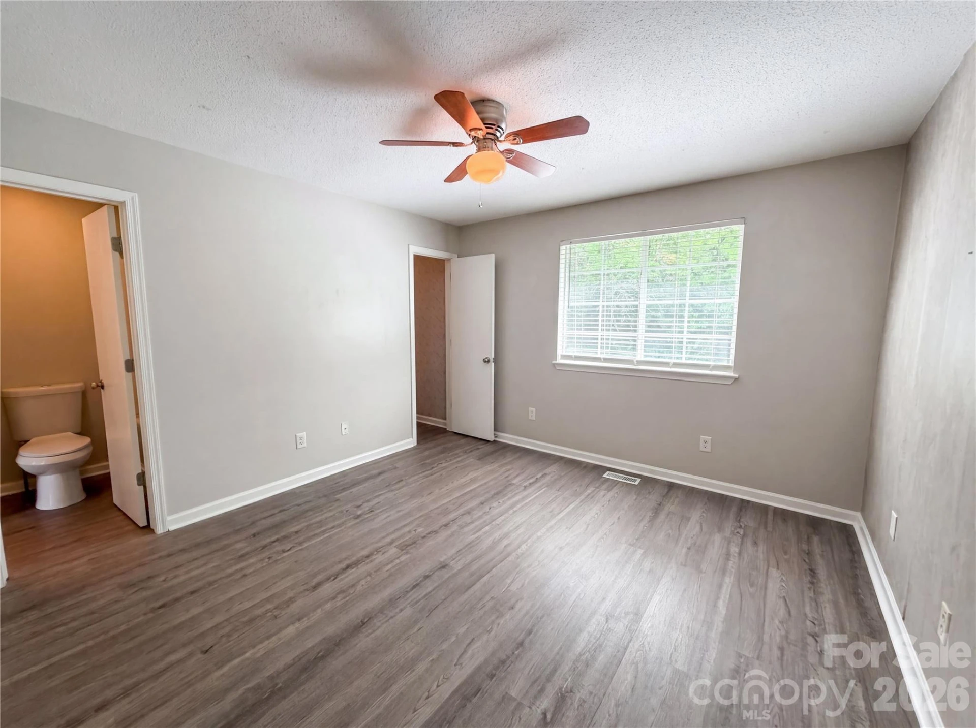 1436 Flintwood Drive - Photo 10