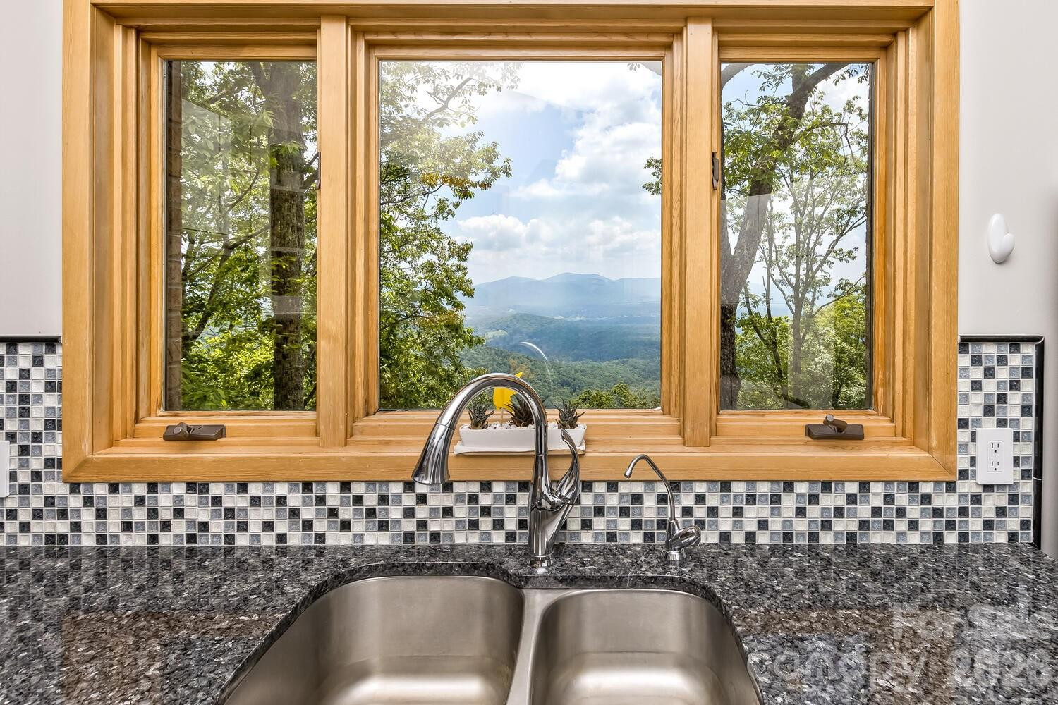 212 Chestnut Forest Road - Photo 9