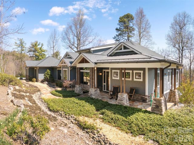 72 Dusky Court, Hendersonville, NC, 28739