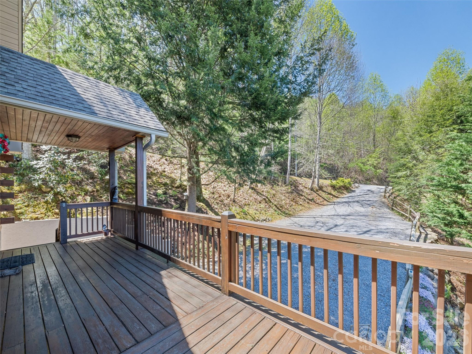 651 Point of View Drive - Photo 5