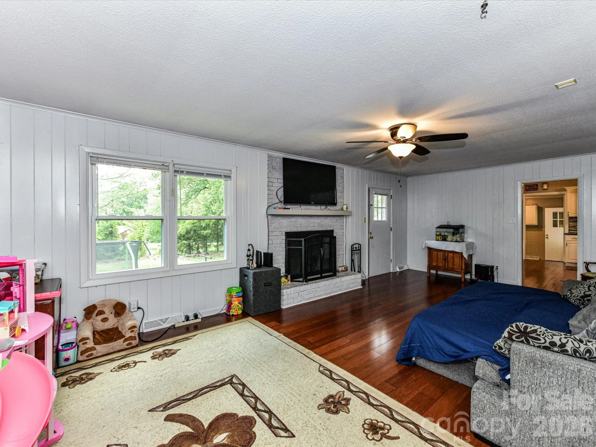 115 Charles Street - Photo 12