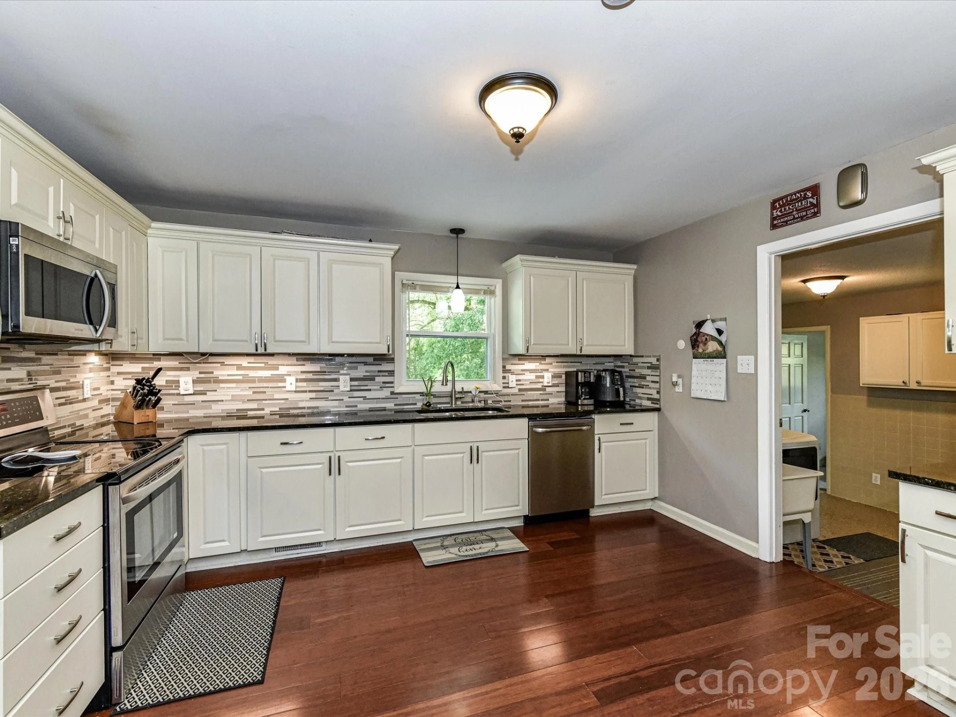 115 Charles Street - Photo 21