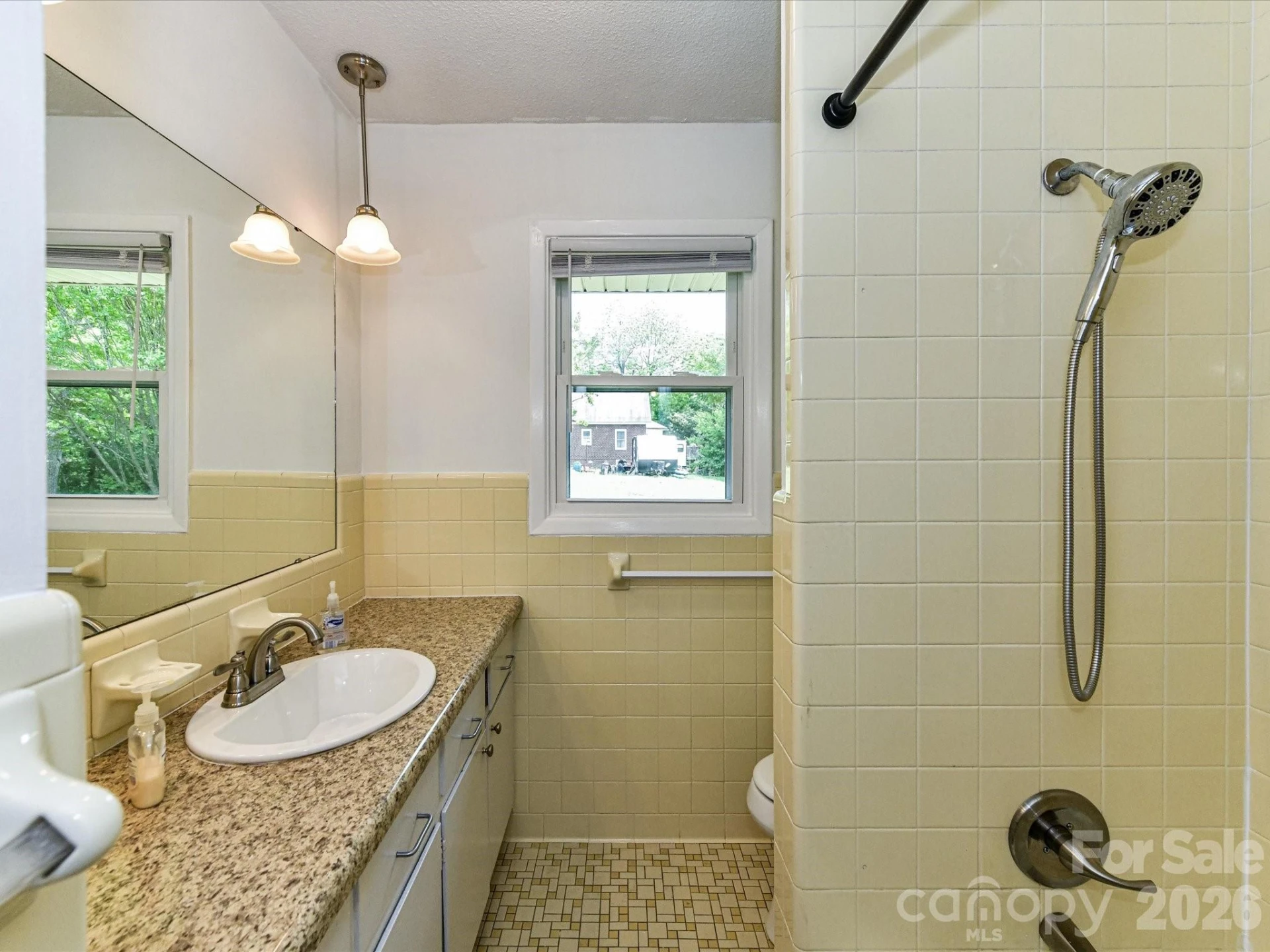 115 Charles Street - Photo 37