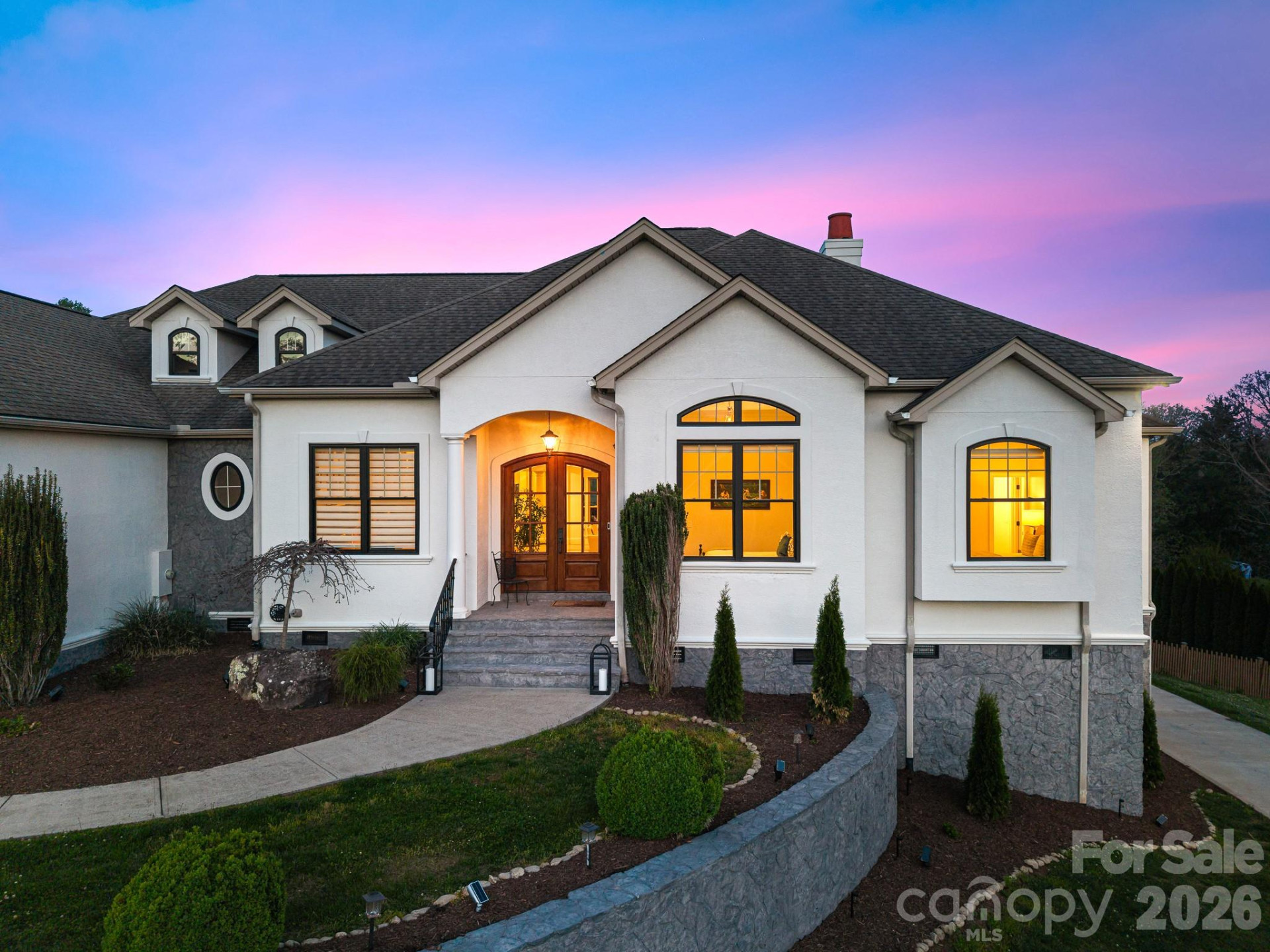 54 Mountain Shadows Drive - Photo 3